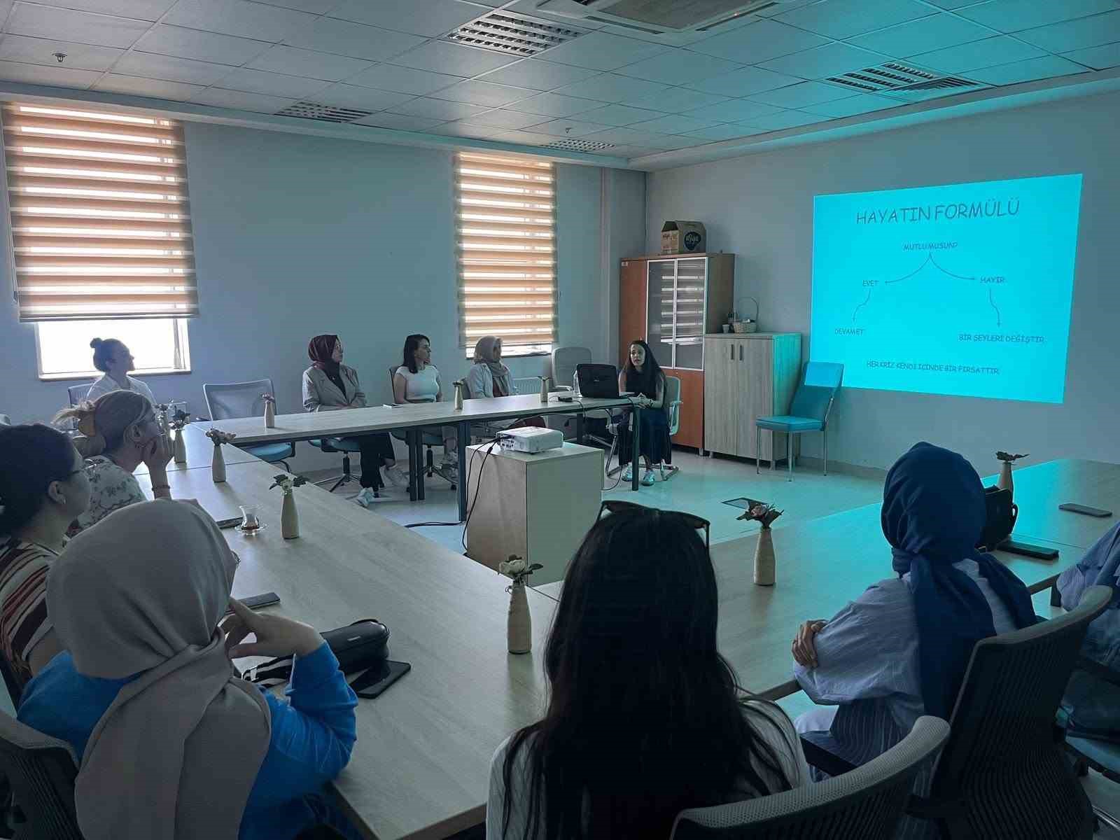 Stres yönetimi eğitimi düzenlendi