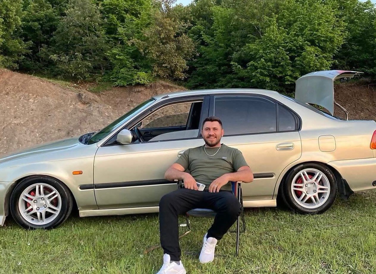 Kontrolden çıkan motosiklet kaldırıma çarptı: 1 ölü