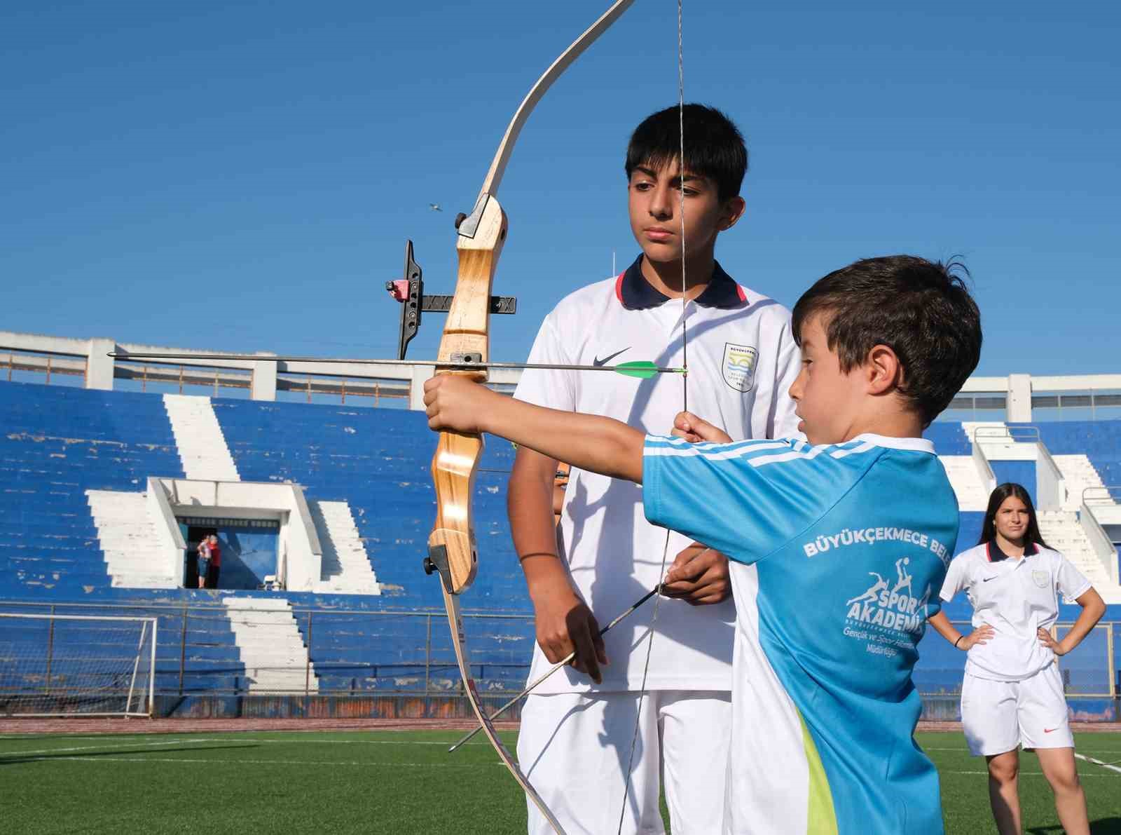 Büyükçekmece’de Yaz Spor Okulları başladı
