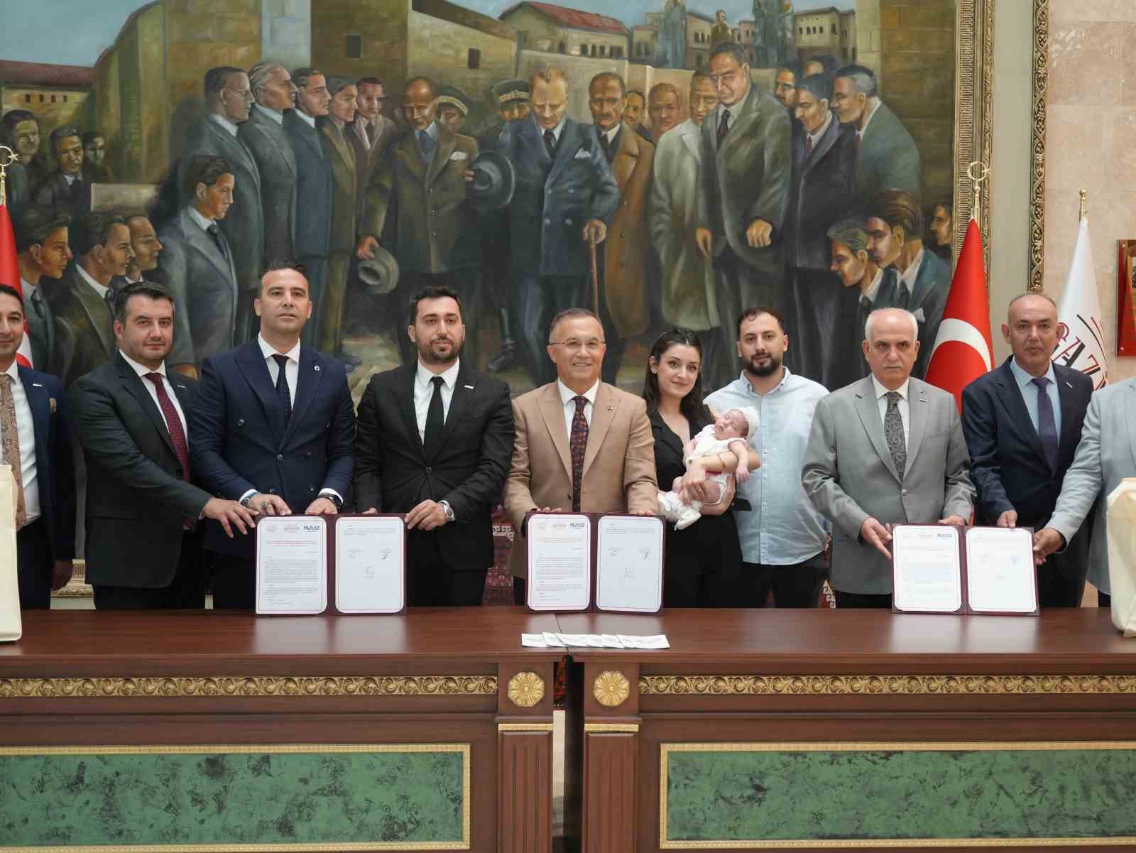 MÜSİAD Gaziantep Şubesi "Aileye bereket, çocuğa destek" protokolünü imzaladı