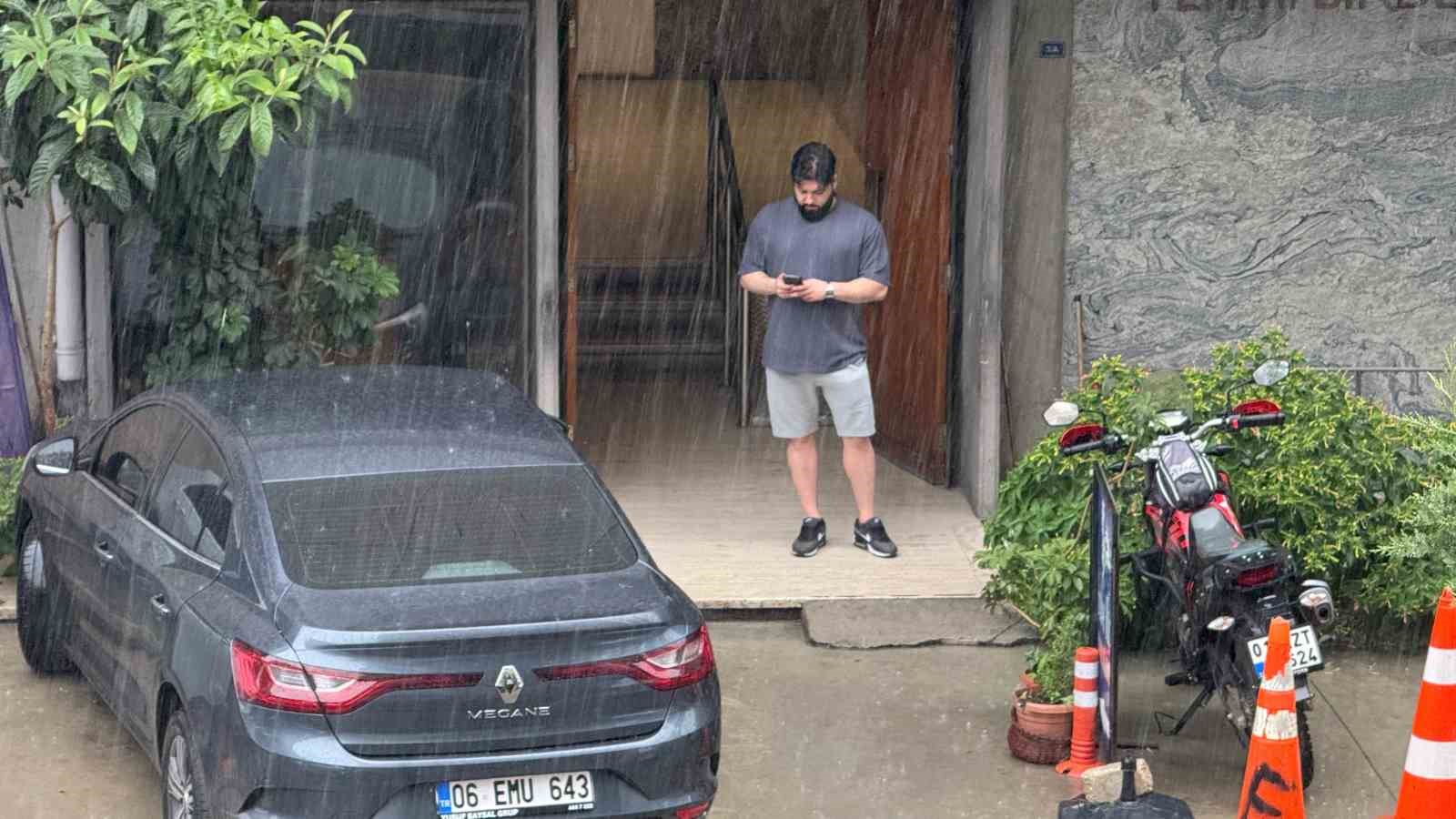 Adana’da temmuzda sağanak yağış etkili oldu