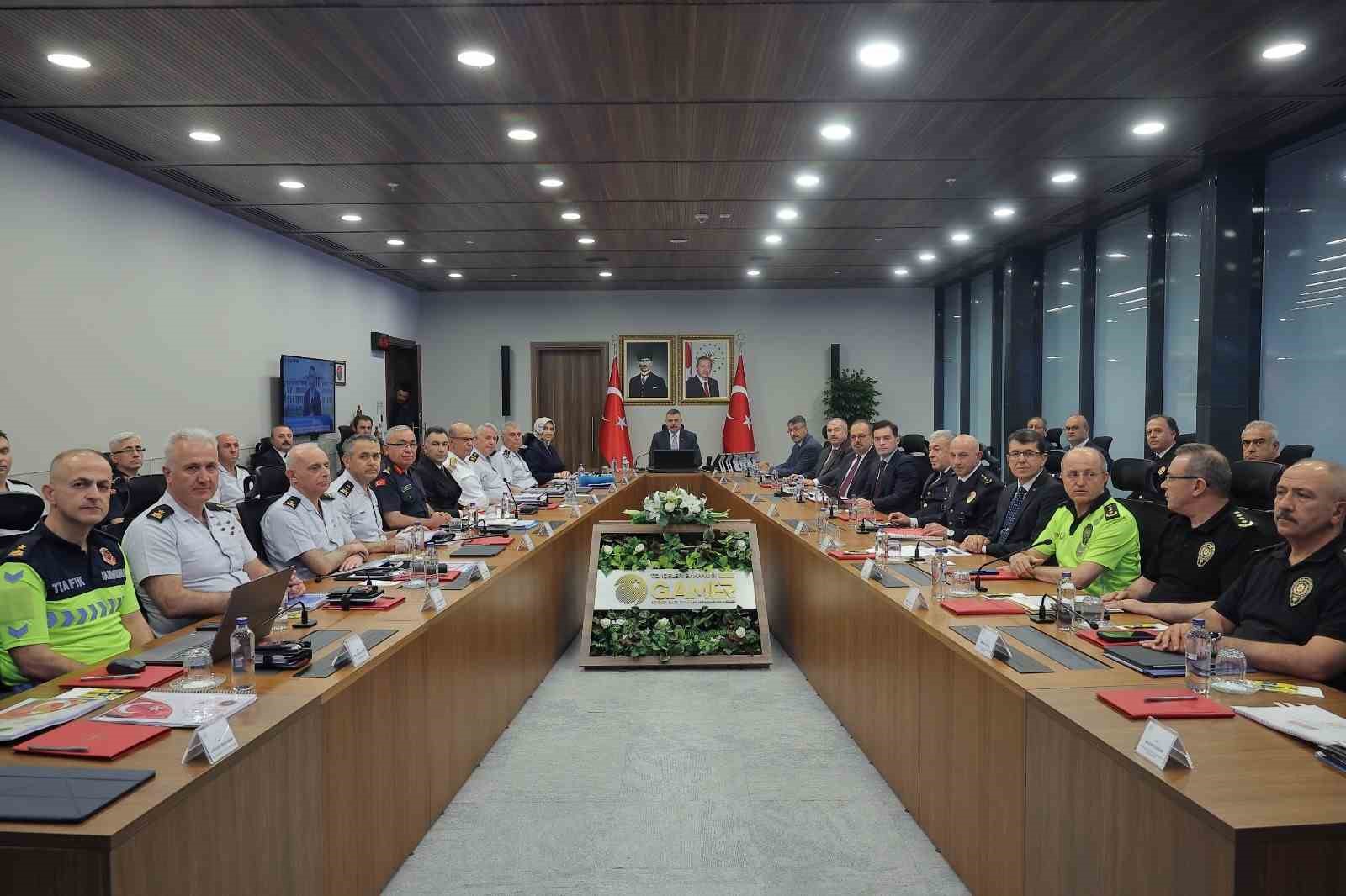 Bakan Çiftçi: "Bu zirve, Türkiye’nin diplomatik ağırlığını, kurumsal kapasitesini, güvenlik tecrübesini ve ev sahipliğini bütün dünyaya göstereceği son derece önemli bir buluşmadır"