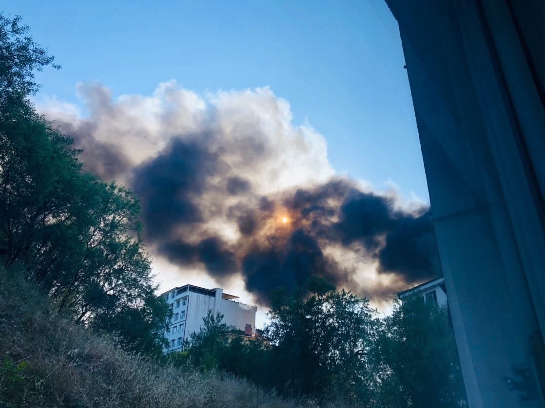Bilecik’te ot yangını depoya sıçradı, faciadan dönüldü