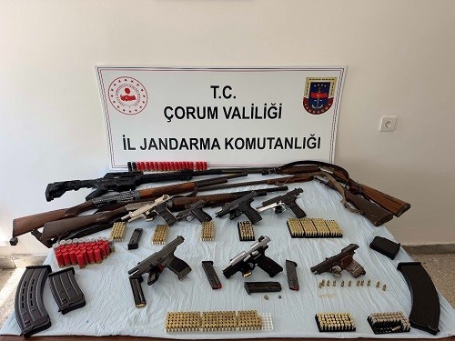 Çorum’da bu yıl kutlamalarda havaya ateş açan 28 kişiye adli işlem yapıldı