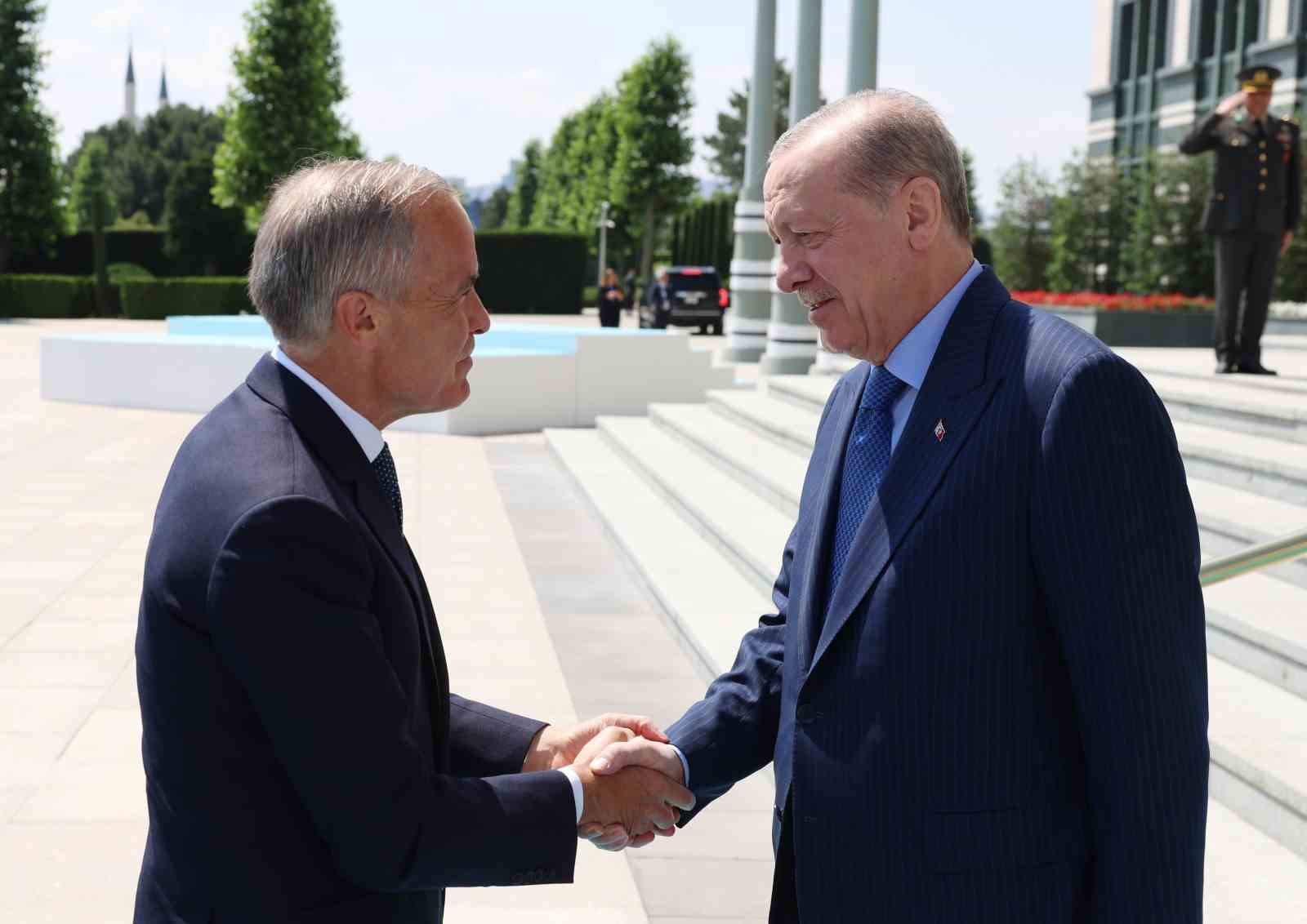 Cumhurbaşkanı Erdoğan, Kanada Başbakanı Mark Carney’i kabul etti