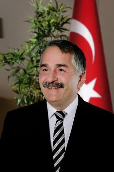 Arifiye Belediye Başkanı İsmail Karakullukçu, kalp krizi şüphesiyle hastaneye başvurdu