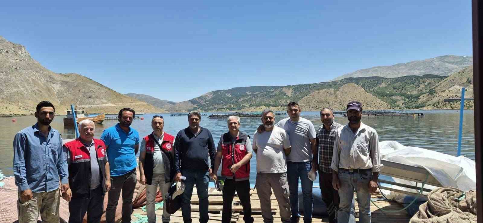 Su ürünleri yetiştiricilik tesislerinde denetim ve bilgilendirme çalışması