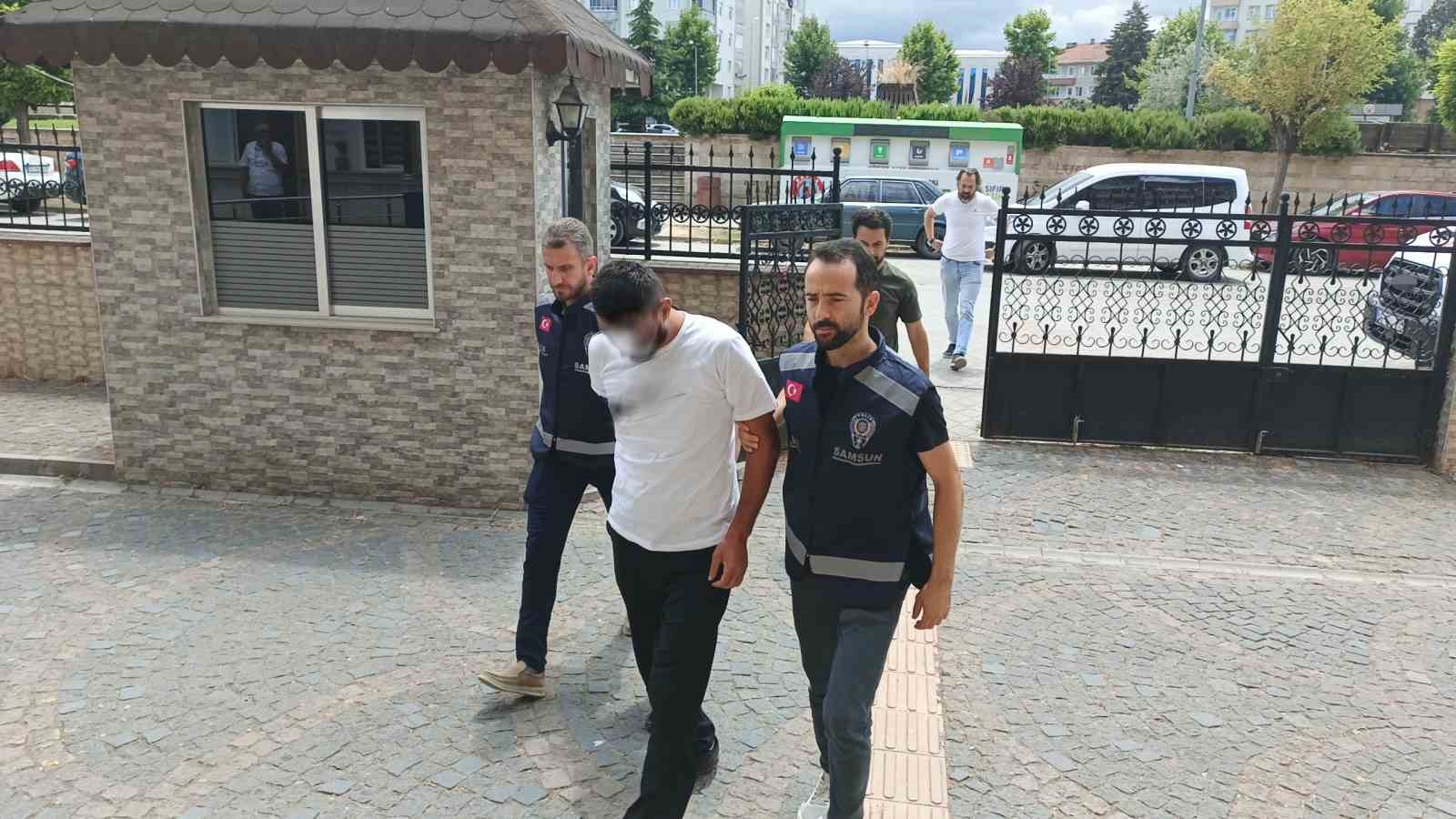 Bafra’da peş peşe operasyonlar: Metamfetaminle yakalandılar