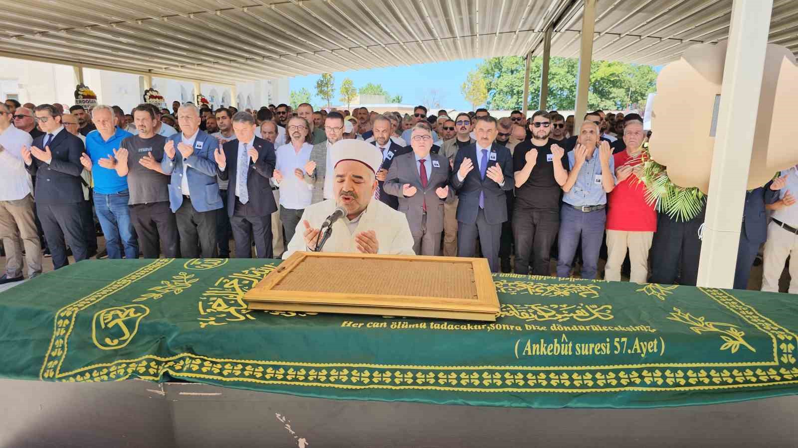 Karaelmas Üniversitesi Vakfı Başkanı Mustafa Yıldız, son yolculuğuna uğurlandı