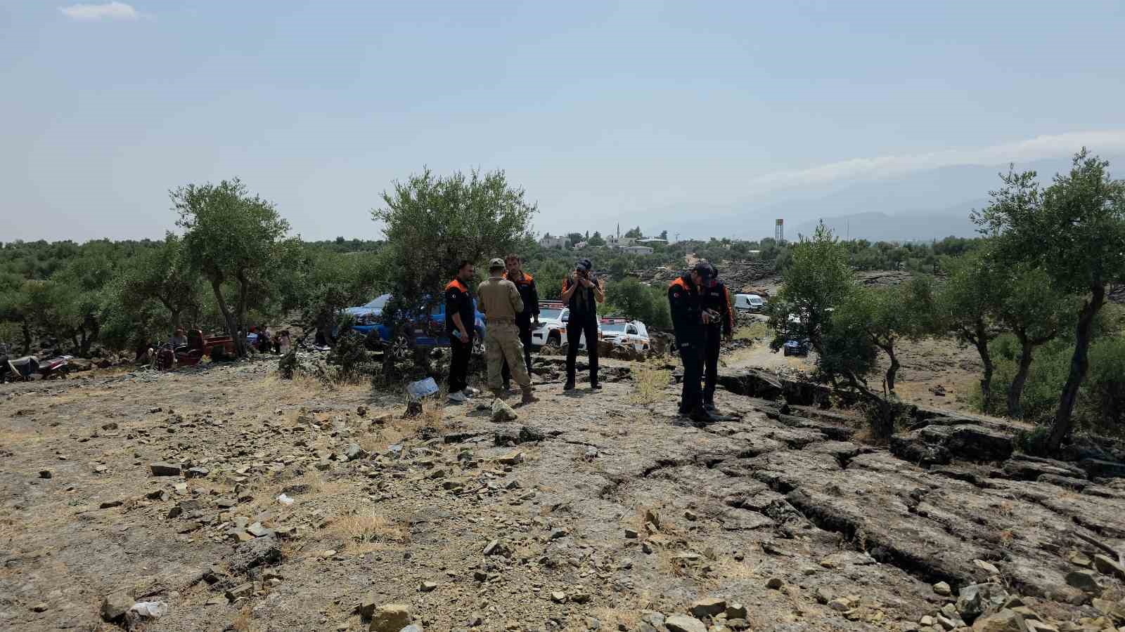 Oğlak otlatmaya çıktıktan sonra kaybolan kadın, volkanik arazide aranıyor