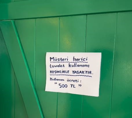 Muğla Akyaka bu defa fahiş WC ücreti ile gündeme geldi