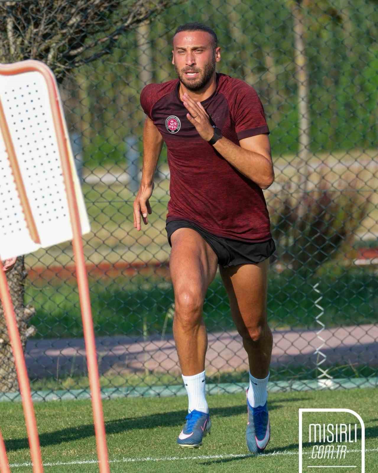 Cenk Tosun, Fatih Karagümrük’te ilk idmanına çıktı