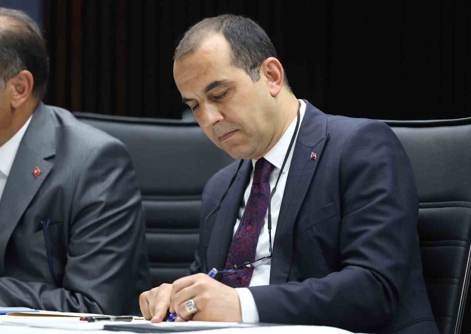 Iğdır Valisi Taşolar, DYK’da görev yapan eğitimcilerle buluştu