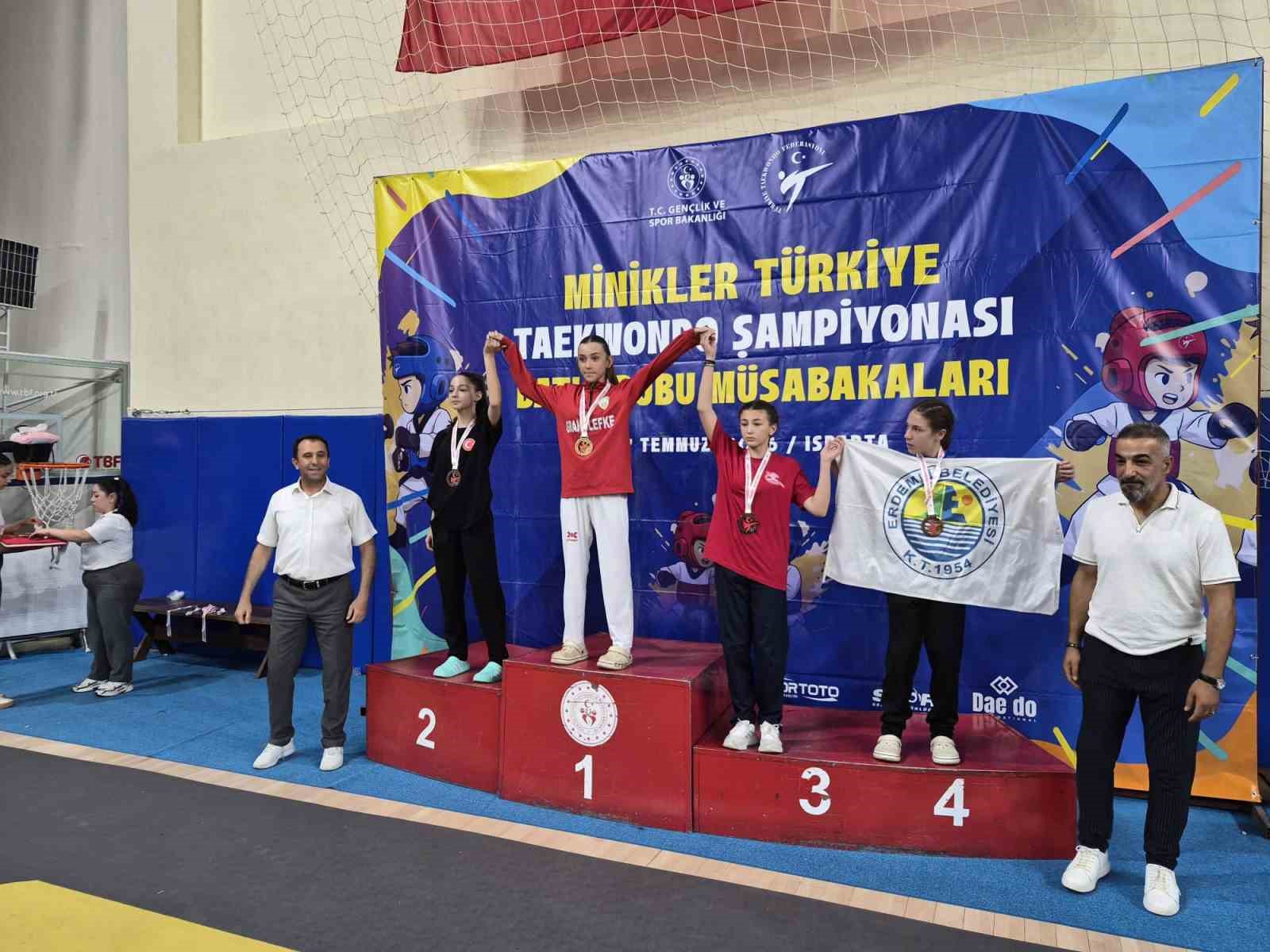 Bilecikli minik tekvandocular Türkiye finallerine damga vurdu