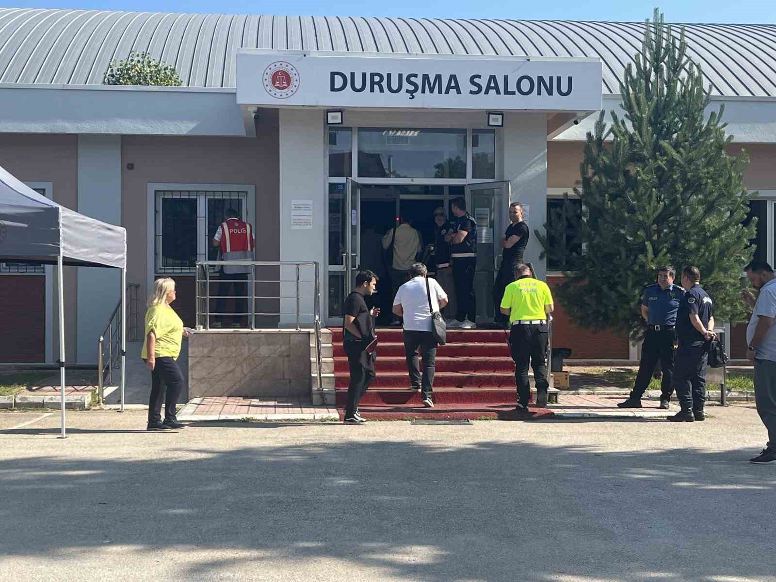 Tanju Özcan’ın 263 yıla kadar hapis talebiyle yargılandığı davada üçüncü gün