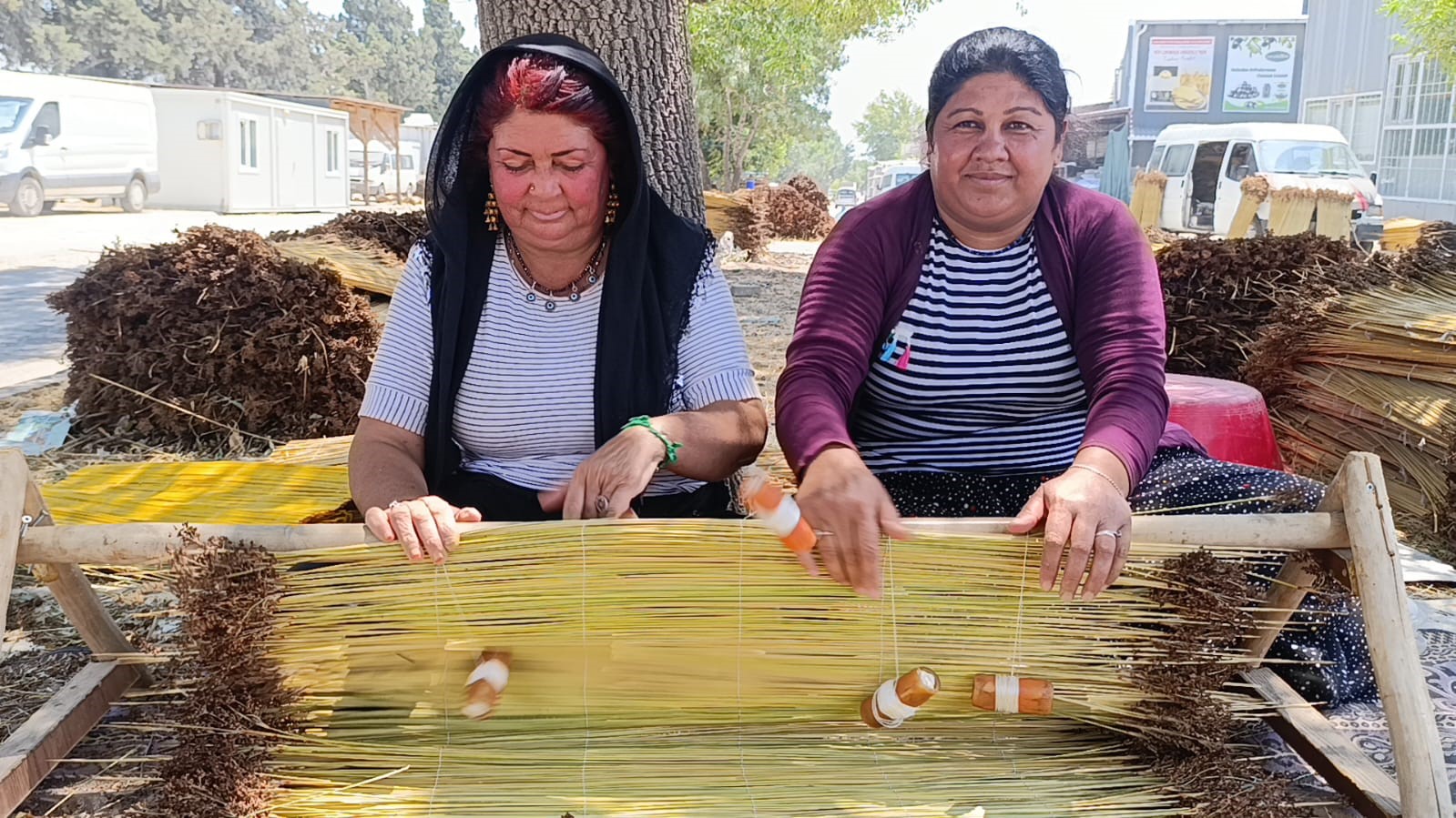 Kahramanmaraş’ın asırlık tarhana geleneğini yaşatan doğal çiğ ustaları naylon ürünlere karşı direniyor