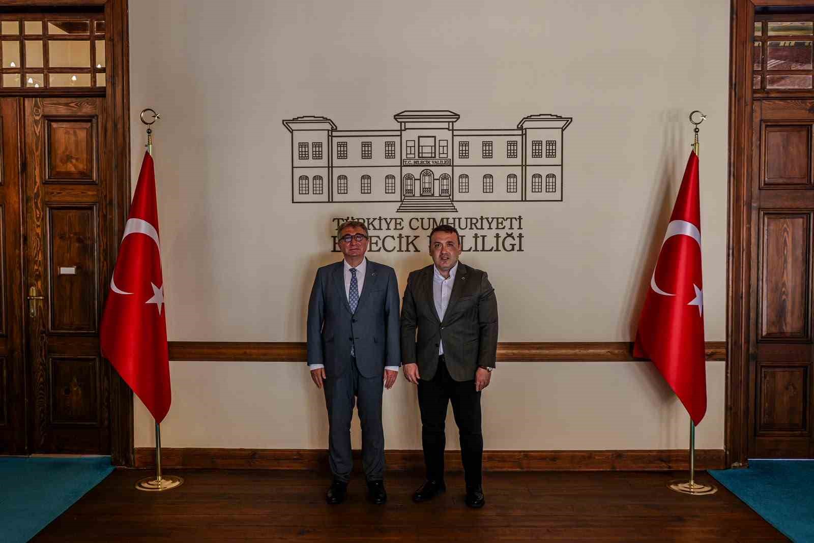 Bozüyük Kaymakamı Dr. Ahmet Naci Helvacı göreve başladı