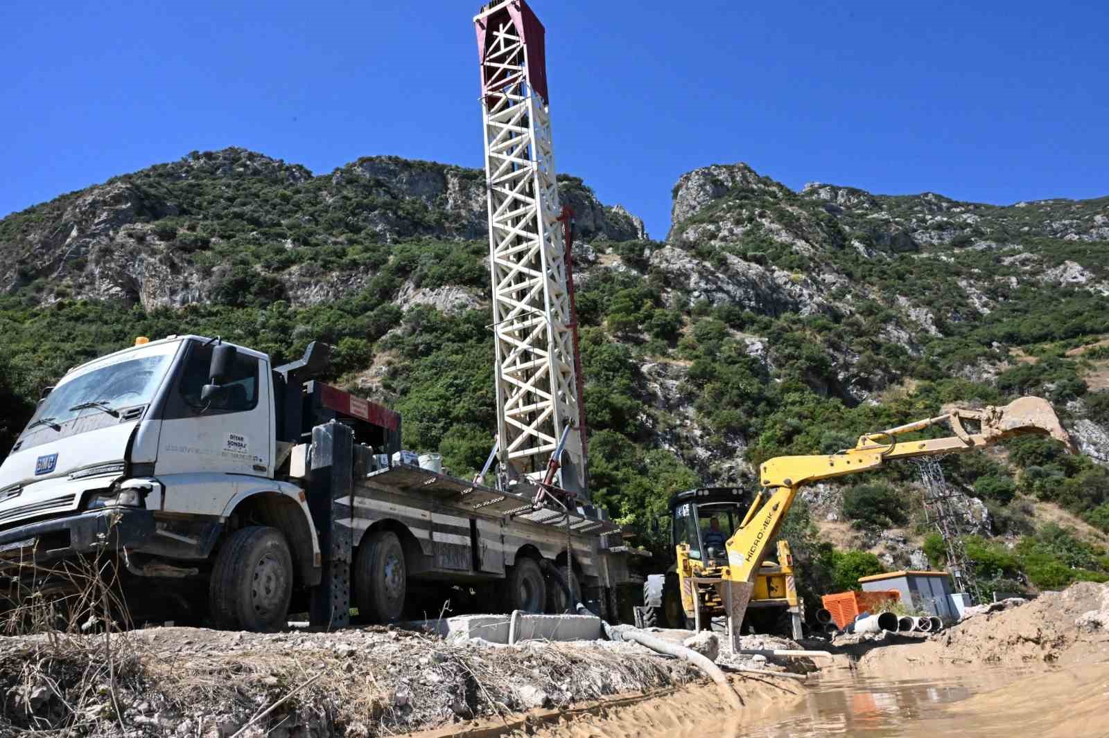 Manisa’da 20 noktada eş zamanlı sondaj