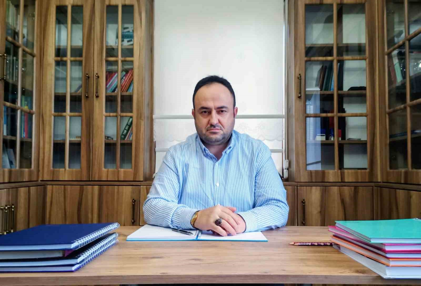 Fatih Köse: "Mizah kutsalları hedef alamaz"