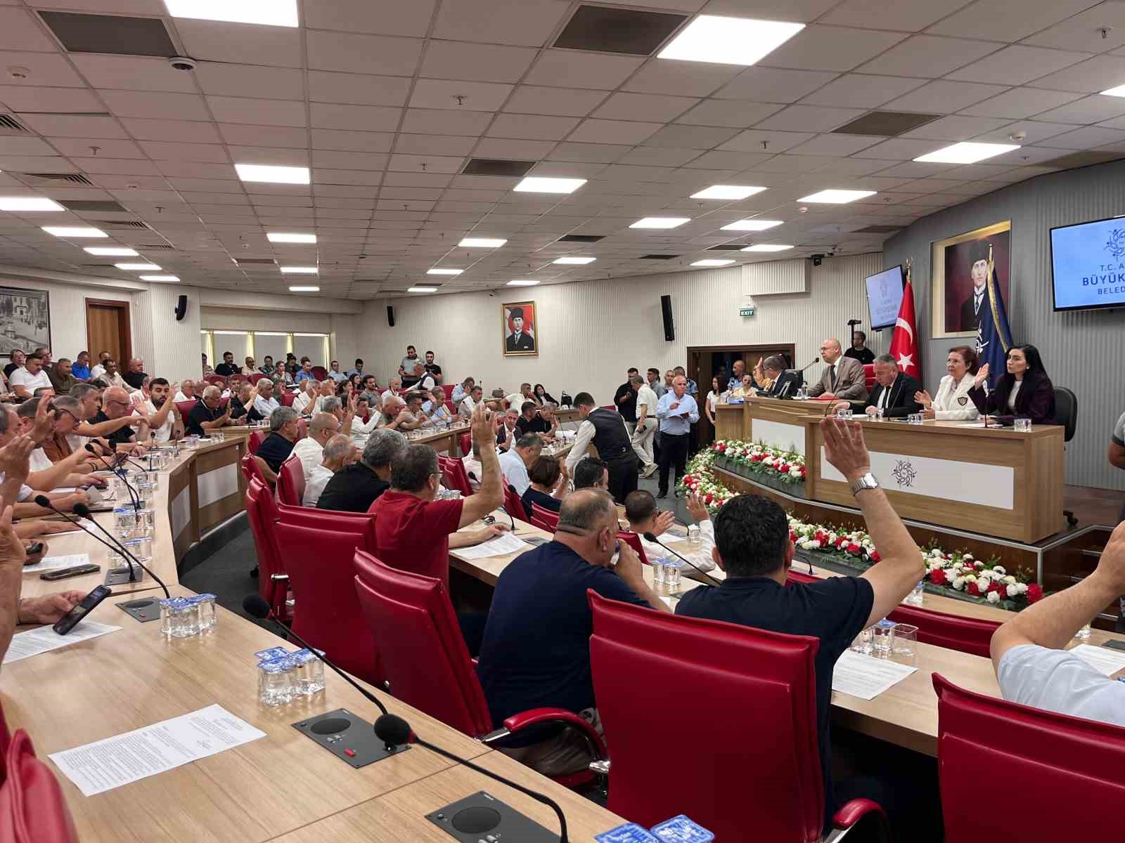 Büyükşehir Meclisi’ne ‘ilaçlama’ konusu damga vurdu