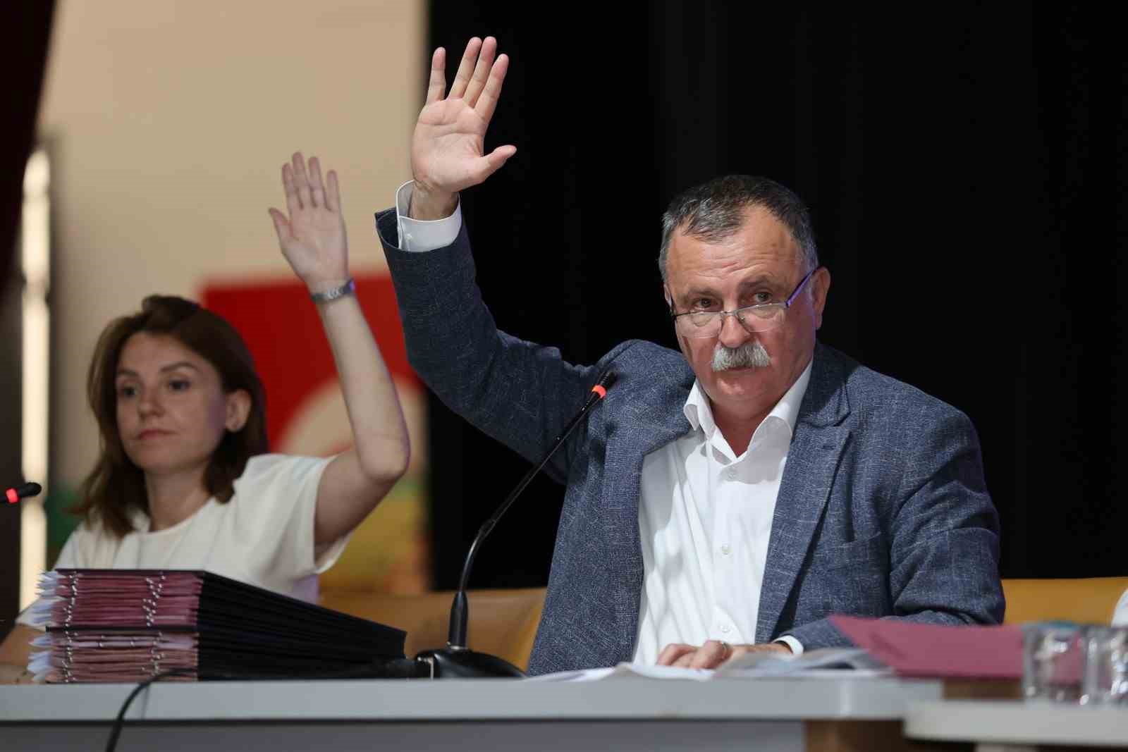 Yunusemre Meclisi’nden hizmet odaklı kararlar