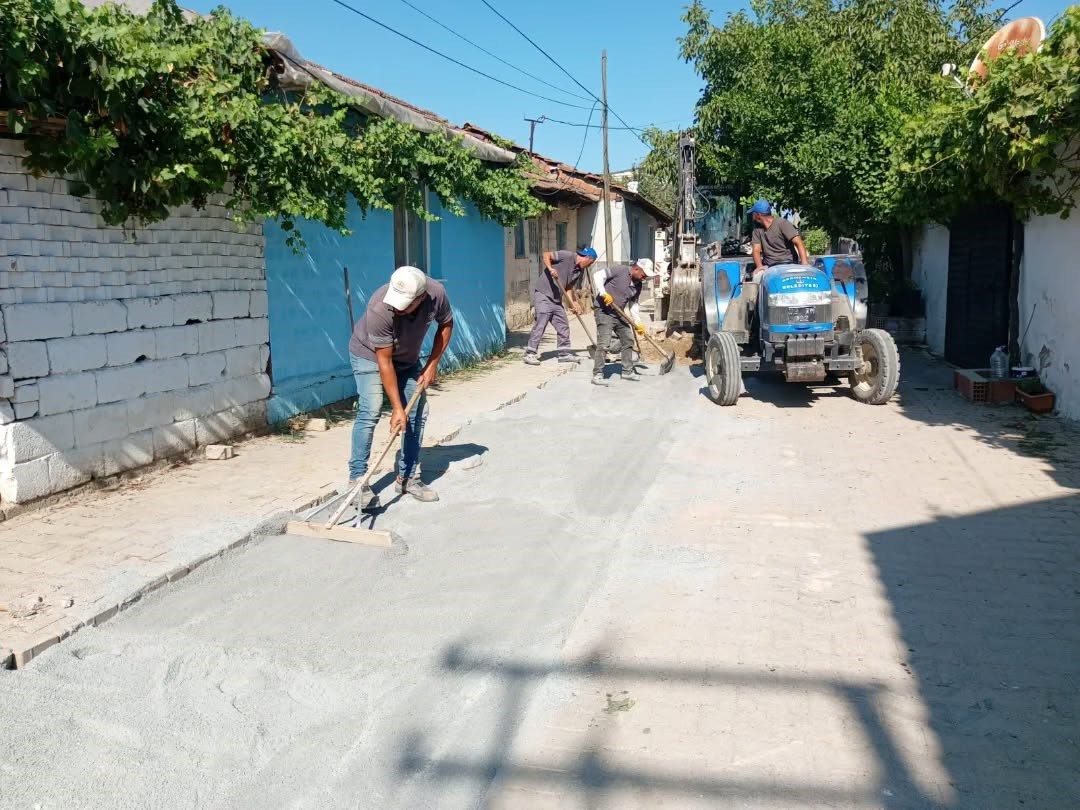Germencik Belediyesi’nden dört mahallede eş zamanlı çalışma