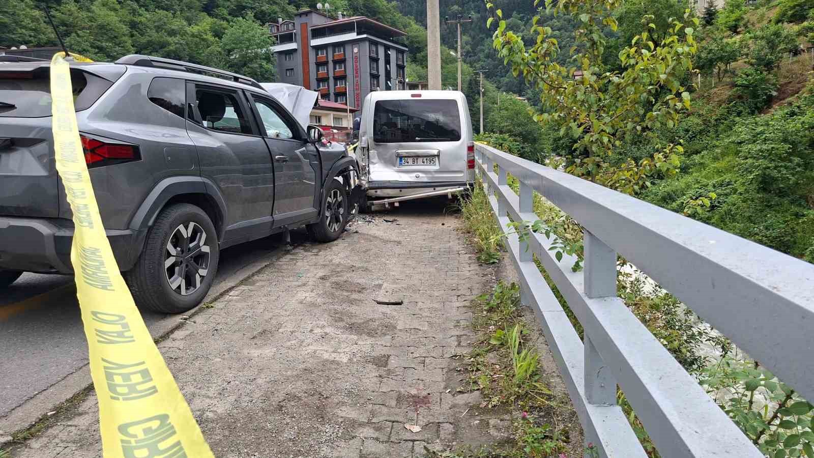 Trabzon’da trafik kazası: 7 Arap turist yaralı