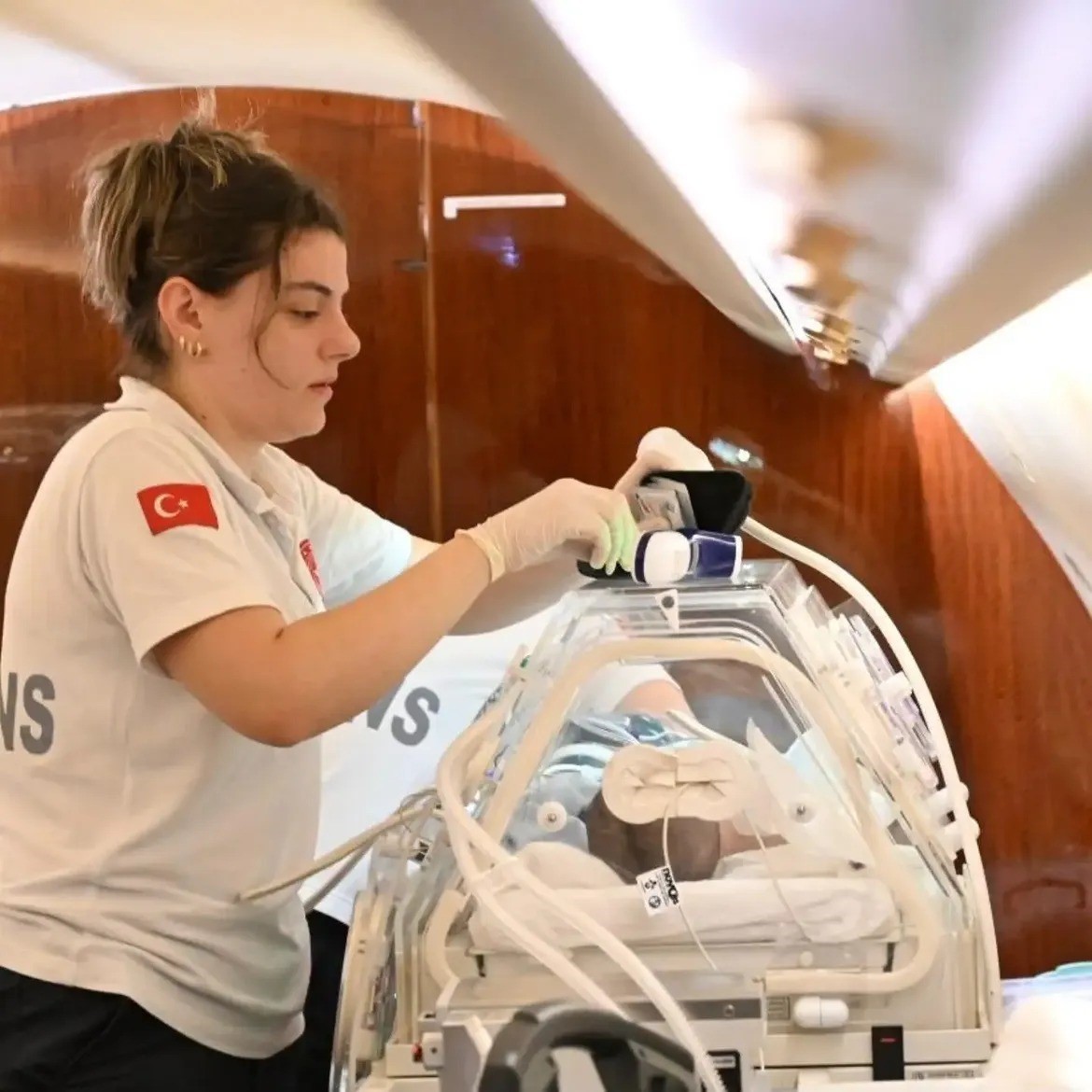 Şırnak’ta 4 aylık kalp hastası bebek ambulans uçakla İstanbul’a sevk edildi