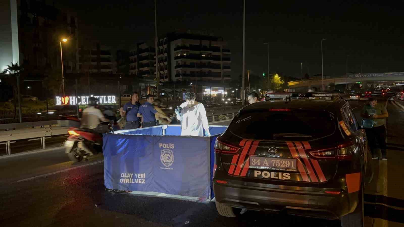 Bakırköy’de otomobilin çarptığı adam hayatını kaybetti