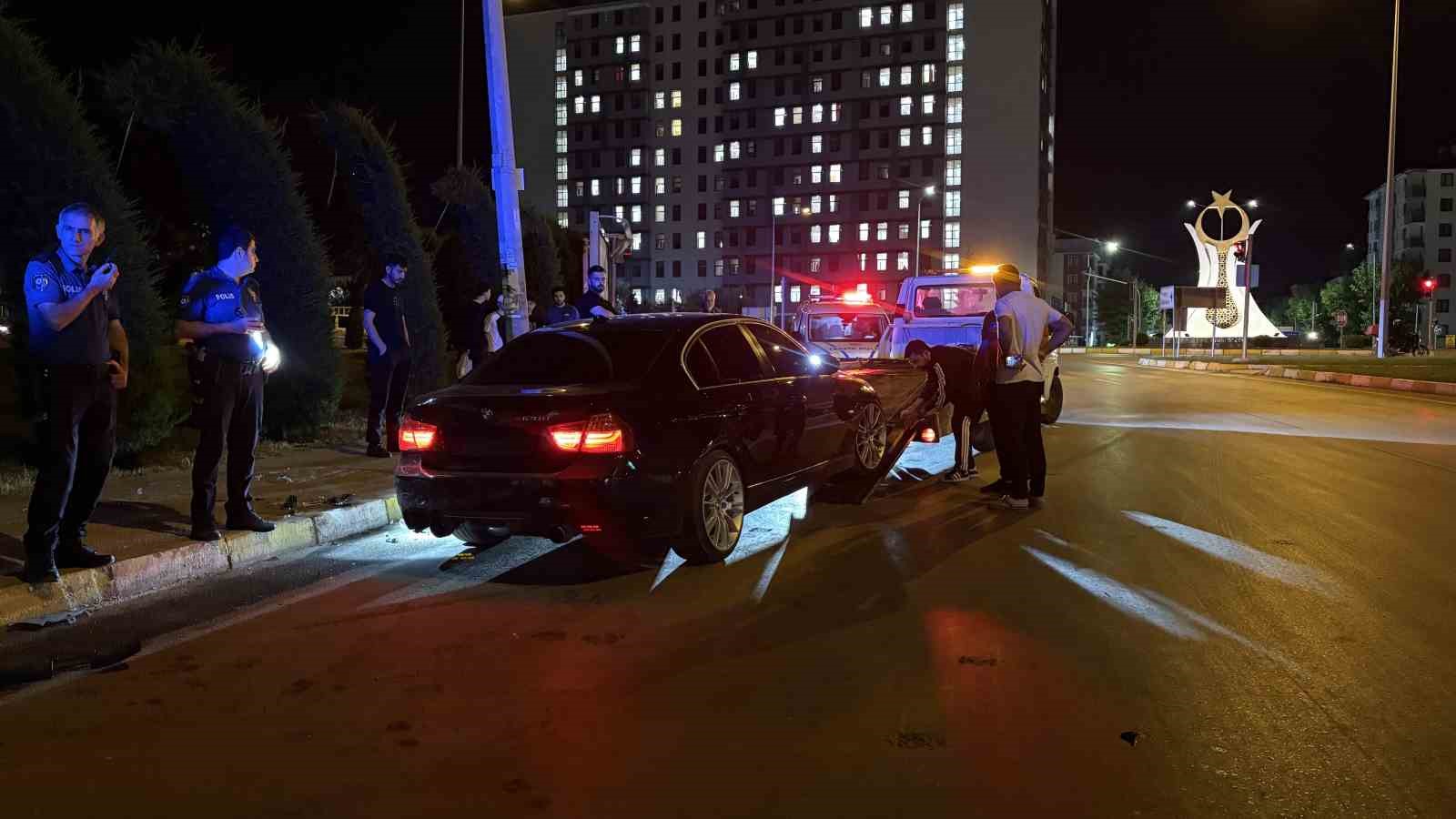 Çorum’da zincirleme kaza: 2’si polis 4 yaralı