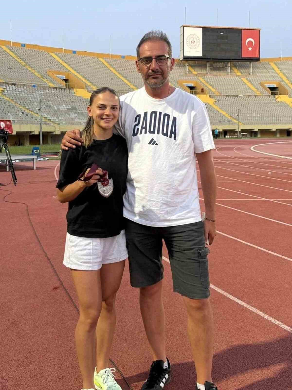 Bilecikli sporcu Türkiye ikincisi oldu