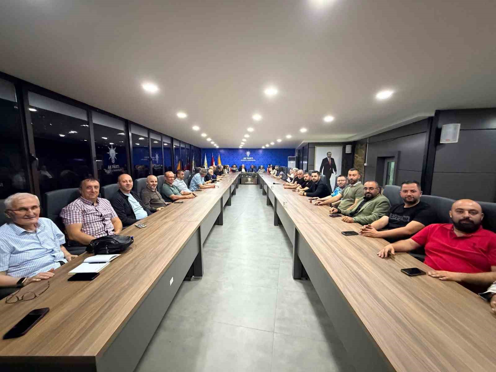 AK Parti’de yol haritası belirlendi