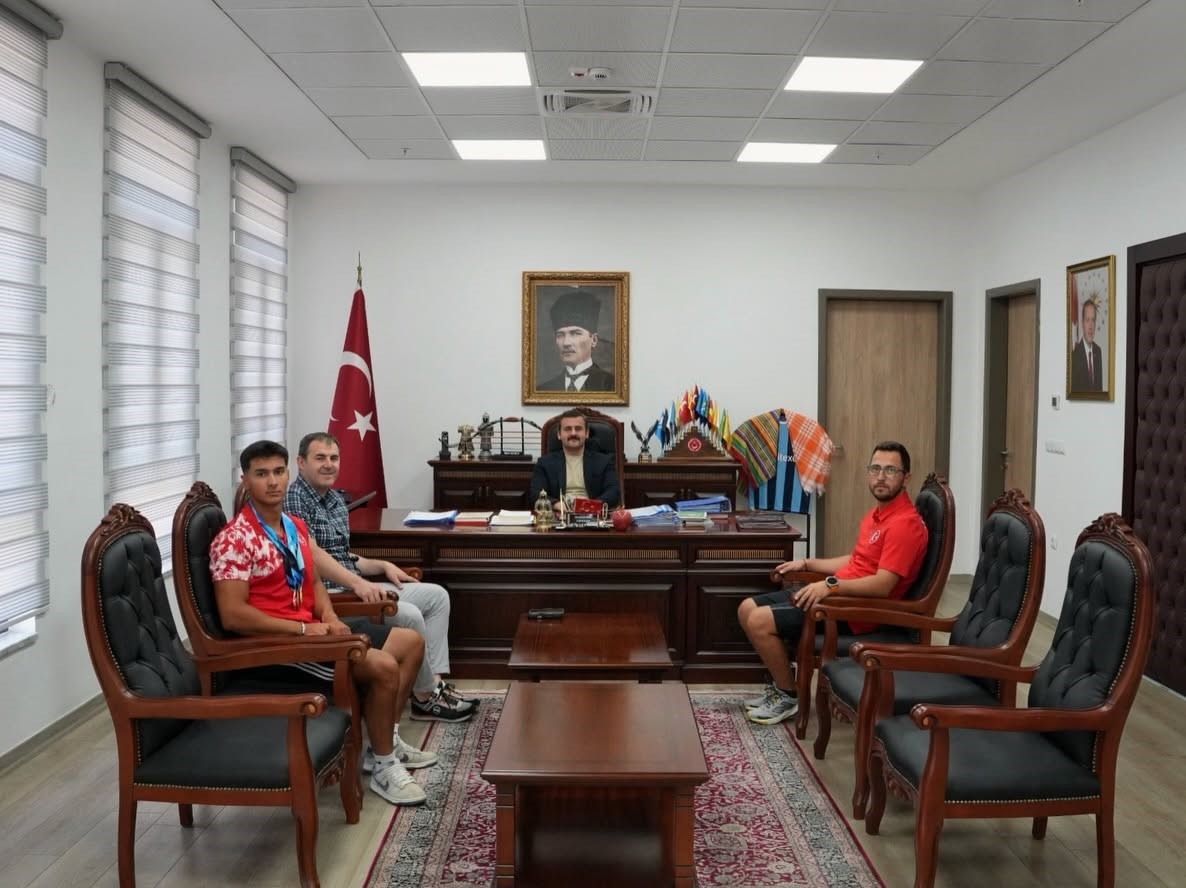 Köyceğiz Kaymakamı Kumcu, Dünya Şampiyonu Karahan’ı ağırladı