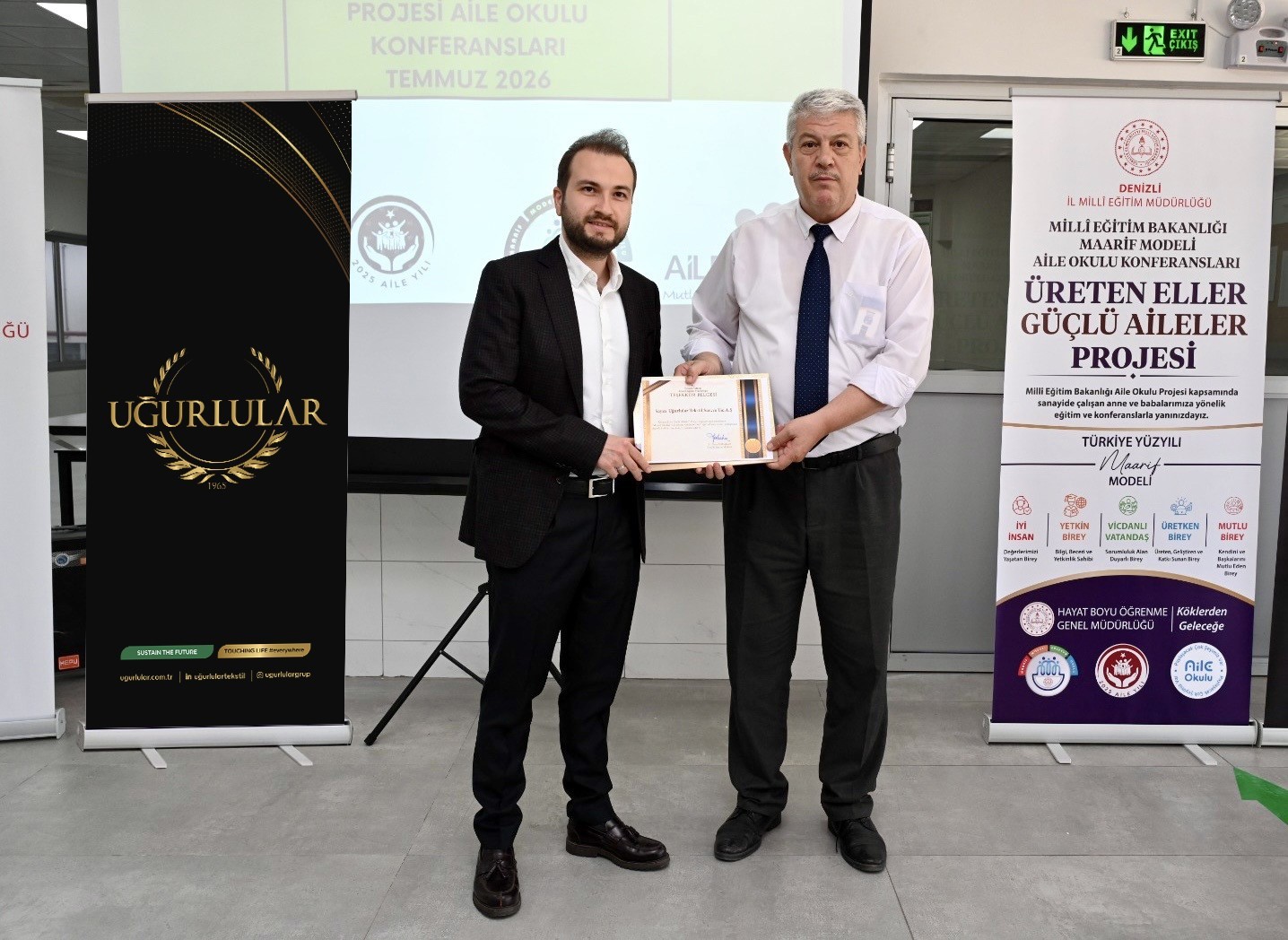 Uğurlular Tekstil ‘Üreten Eller, Güçlü Aileler’ projesine ev sahipliği yaptı