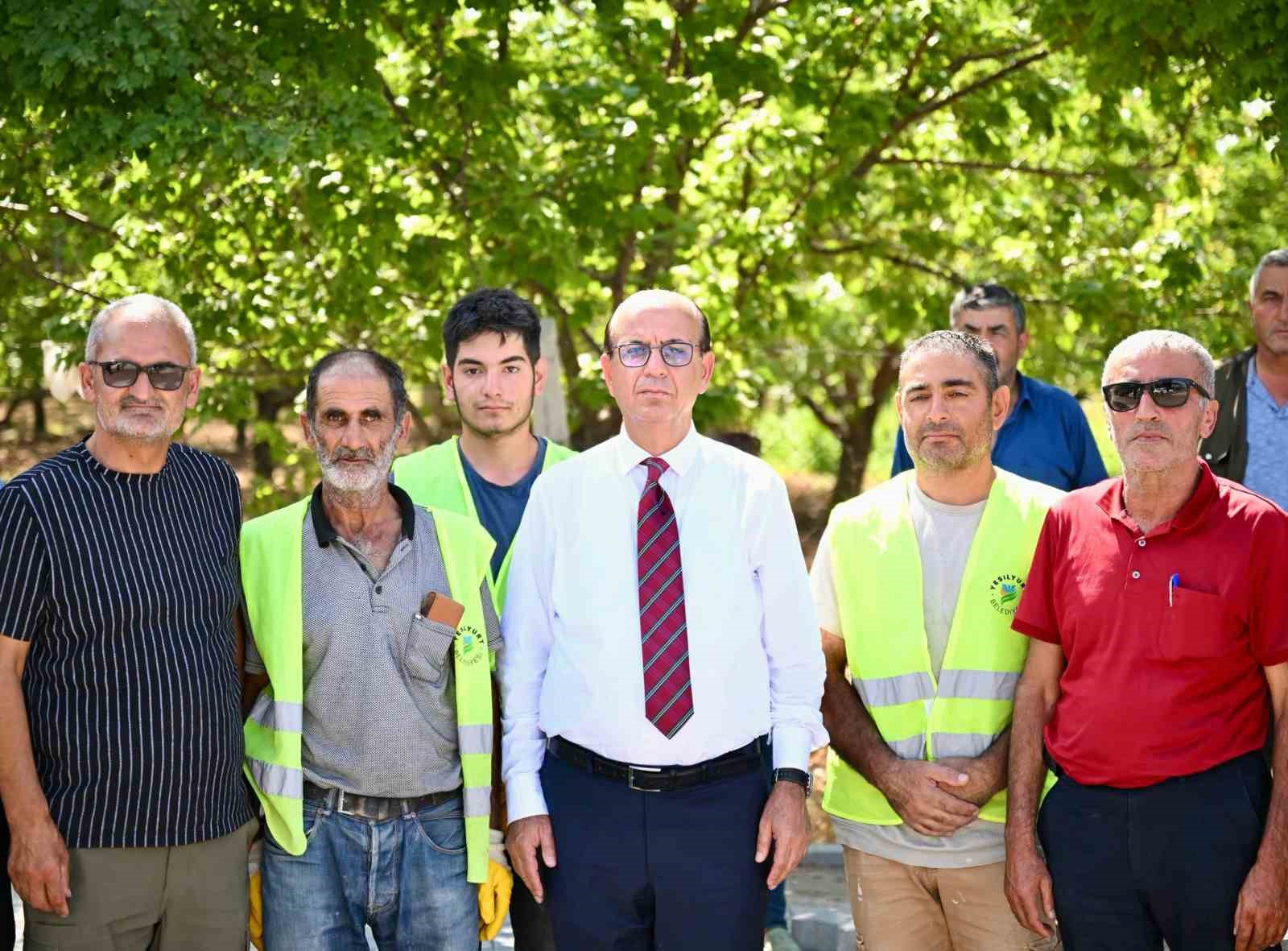 Başkan Geçit: "Yeşilyurt’un her köşesini ihya ve imar etmeye devam ediyoruz"