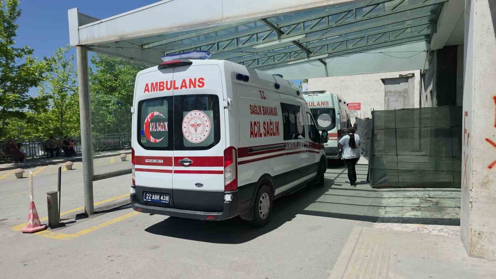 Eski eş dehşeti: Genç kadın hayatını kaybetti, 4 yaşındaki kızının durumu ciddiyetini koruyor