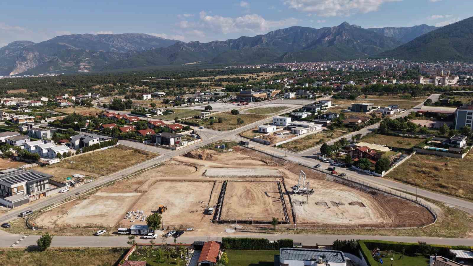 Merkezefendi’ye dev gençlik parkı spor kompleksi geliyor