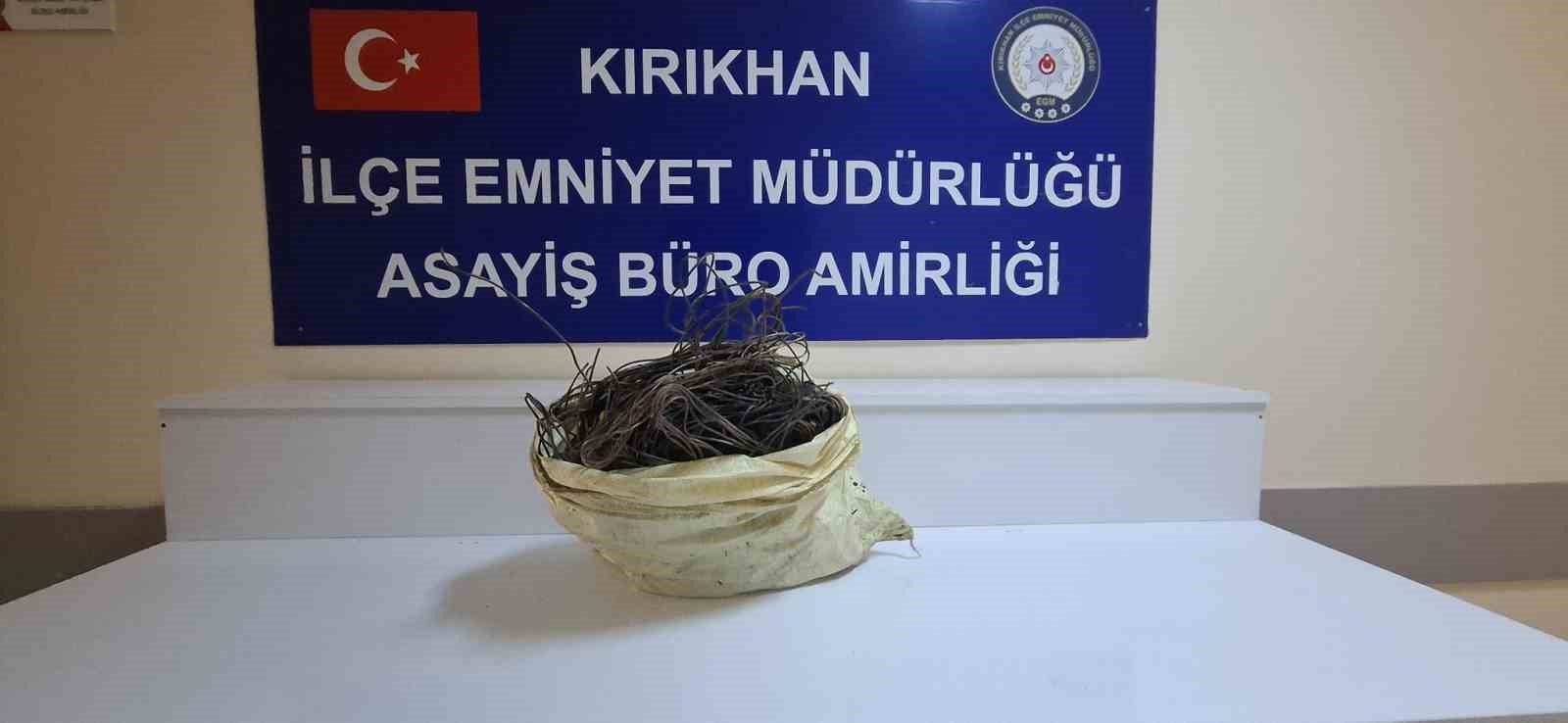 Kırıkhan’da 3 buçuk milyon TL’lik kablo çalan 3 kişi tutuklandı