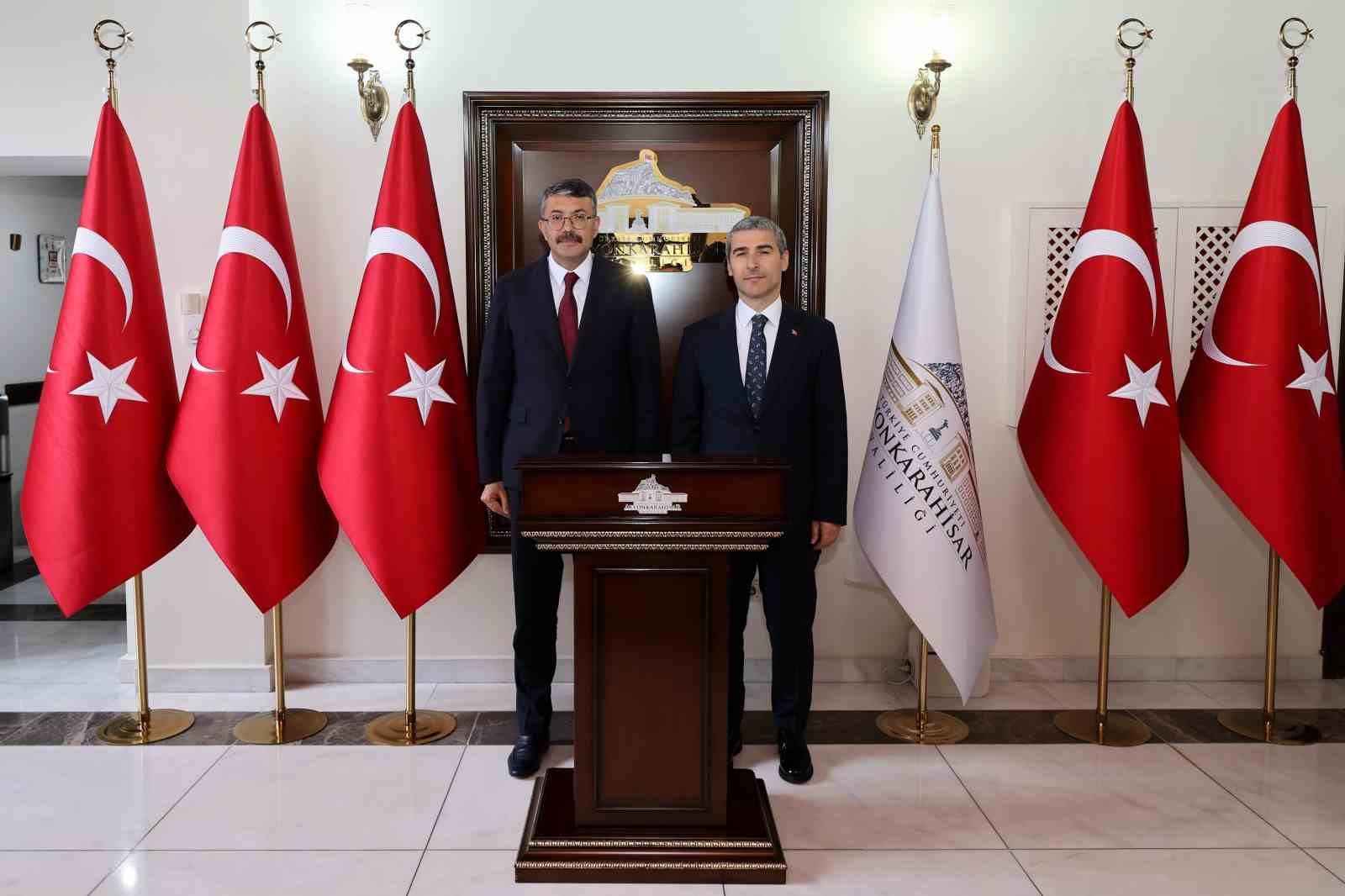 Afyonkarahisar’da kamu kurumları arasındaki koordinasyonun güçlendirilmesi masaya yatırıldı