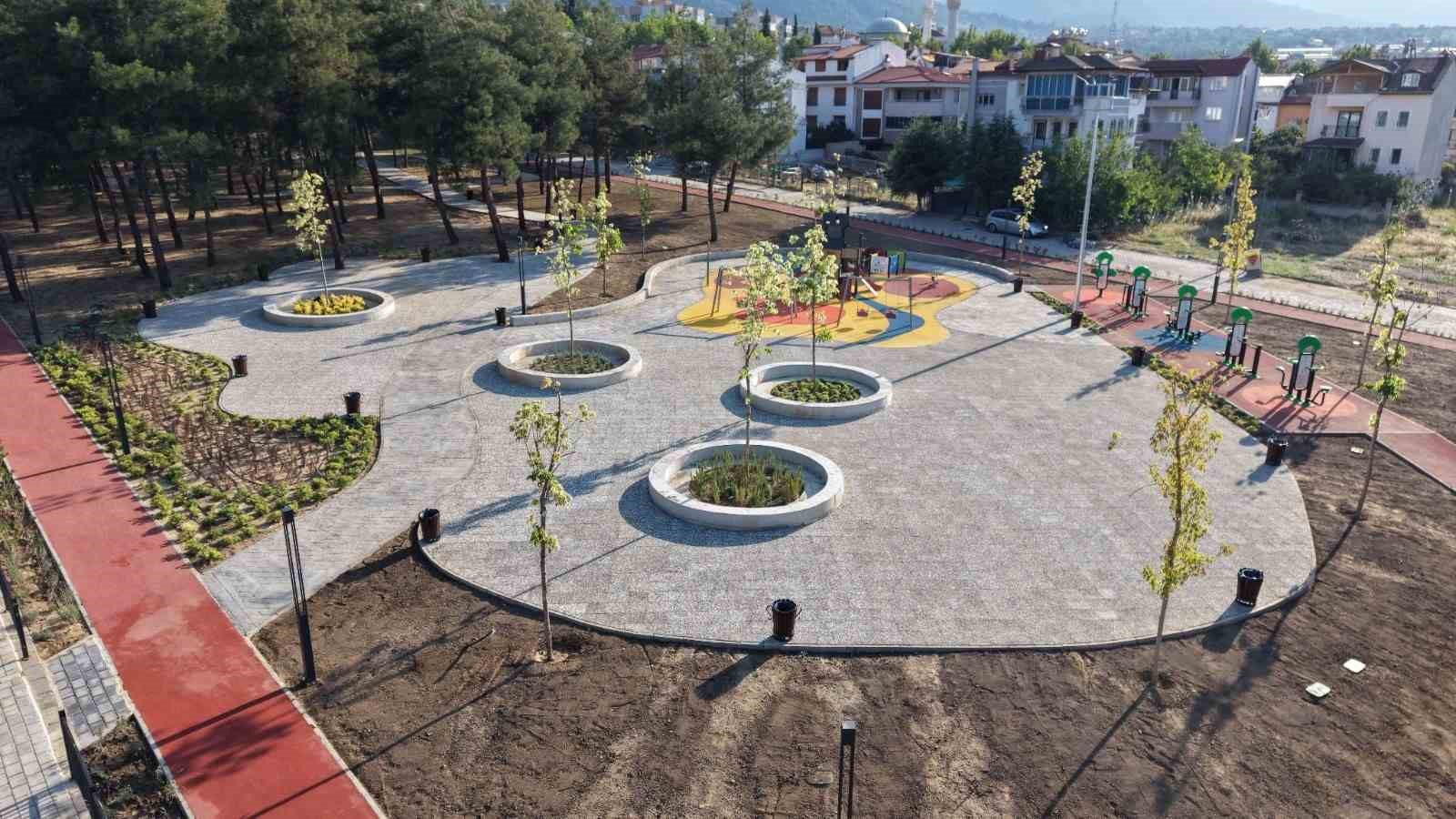 Yenişehir Mahallesi’ndeki 7 bin 670 metrekarelik park yenilendi
