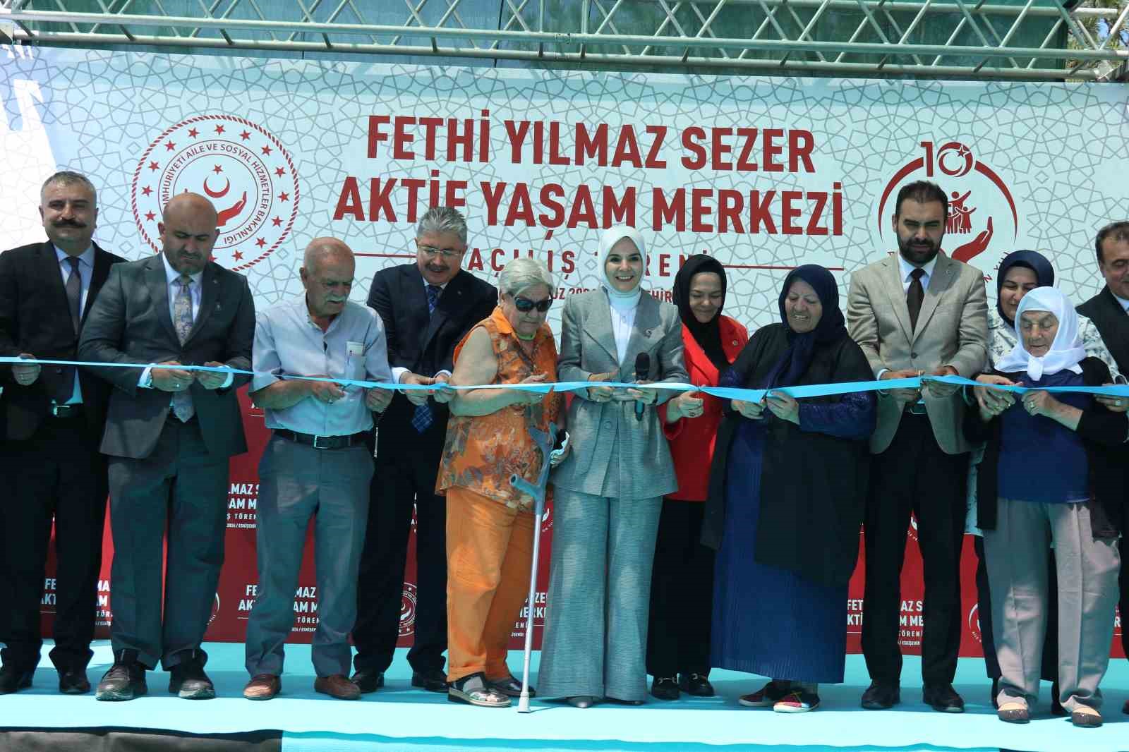 Türkiye’de bir ilk olan Fethi Yılmaz Sezer Aktif Yaşam Merkezi hizmete açıldı