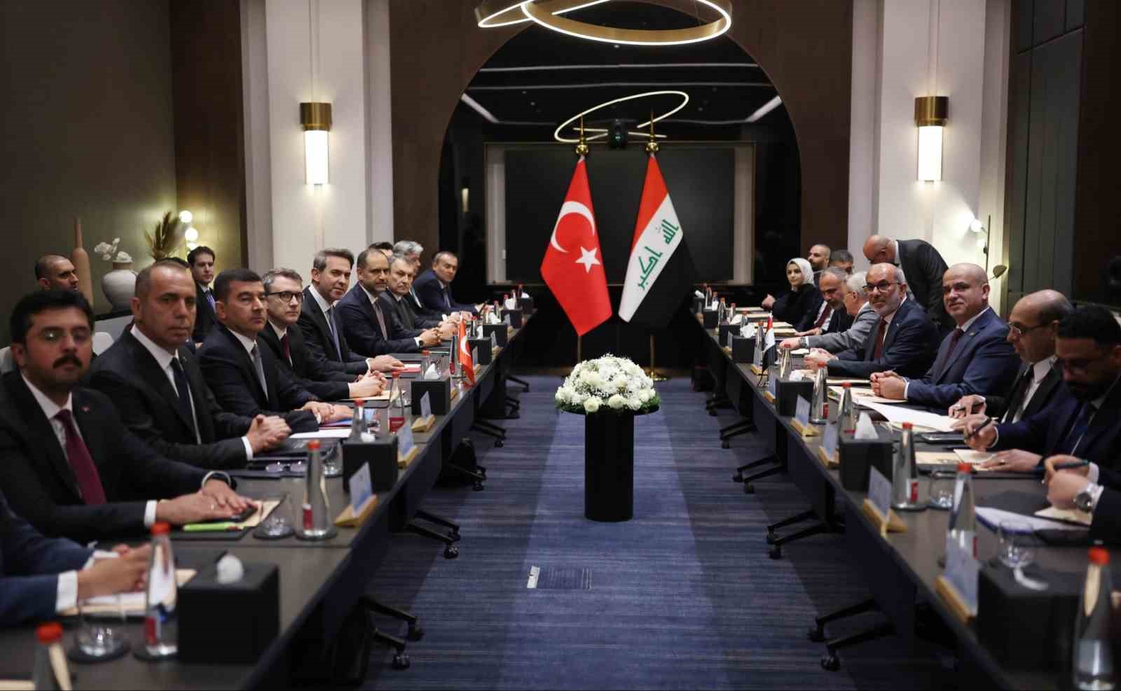 Enerji ve Tabii Kaynaklar Bakanı Bayraktar Irak’ta