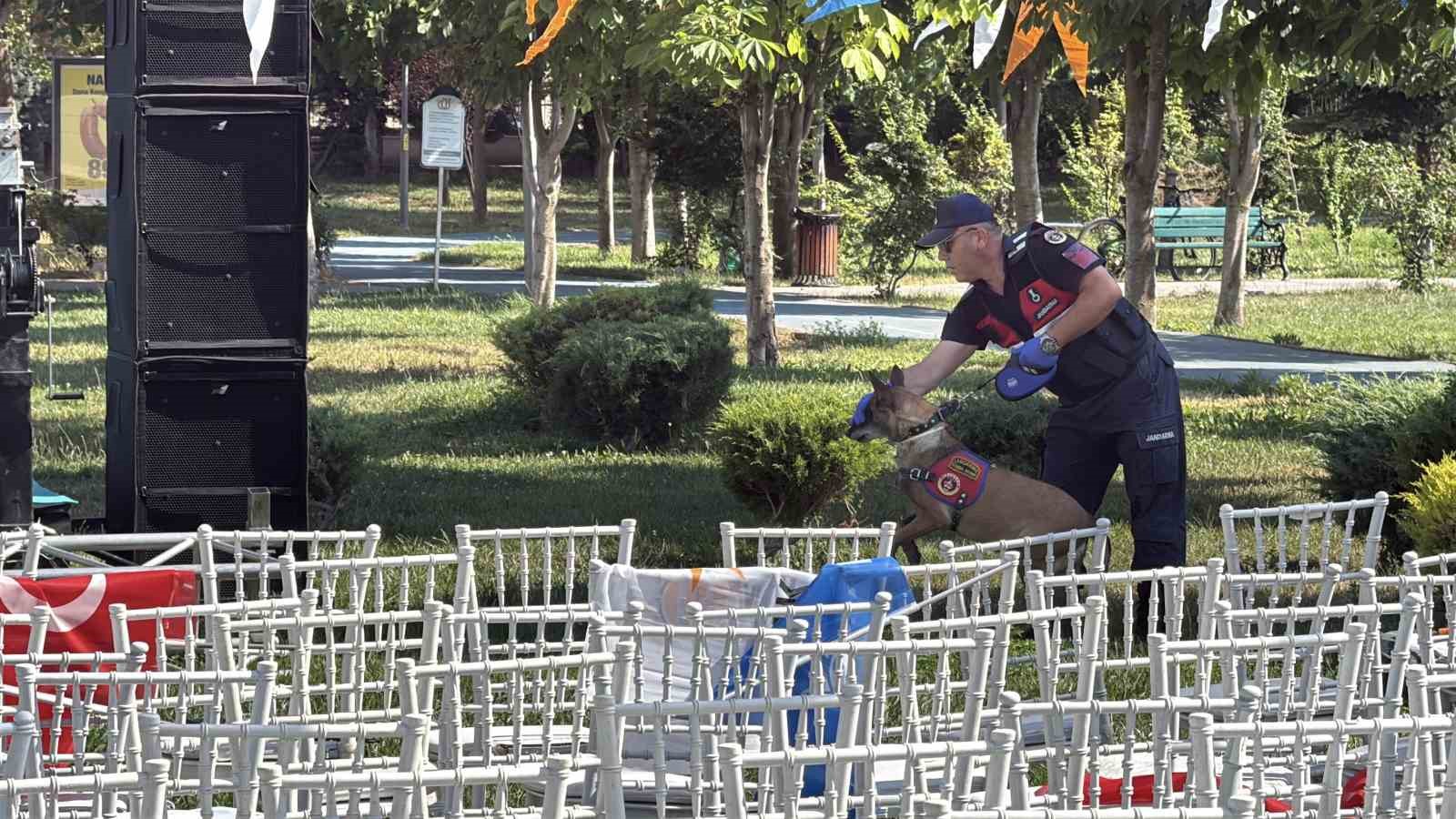 Bakan Göktaş’ın programı öncesi Dede Korkut Parkı’nda bomba araması