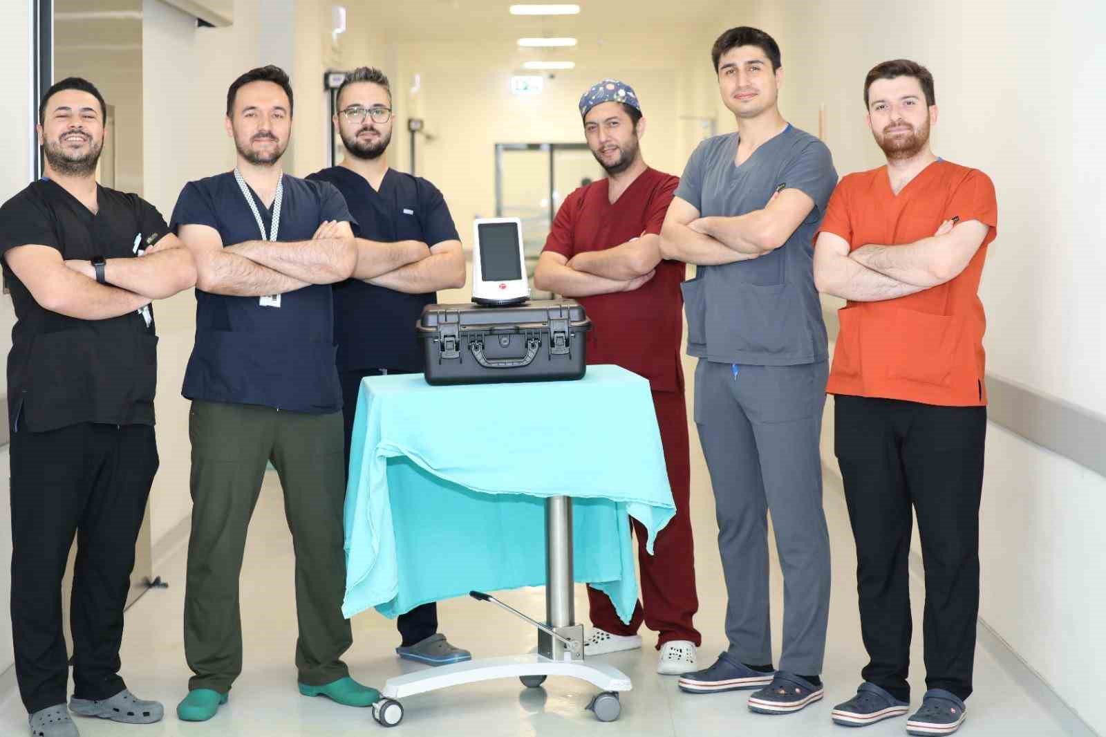 Kütahya Şehir Hastanesi’nde lazerle kapalı gırtlak ameliyatları dönemi