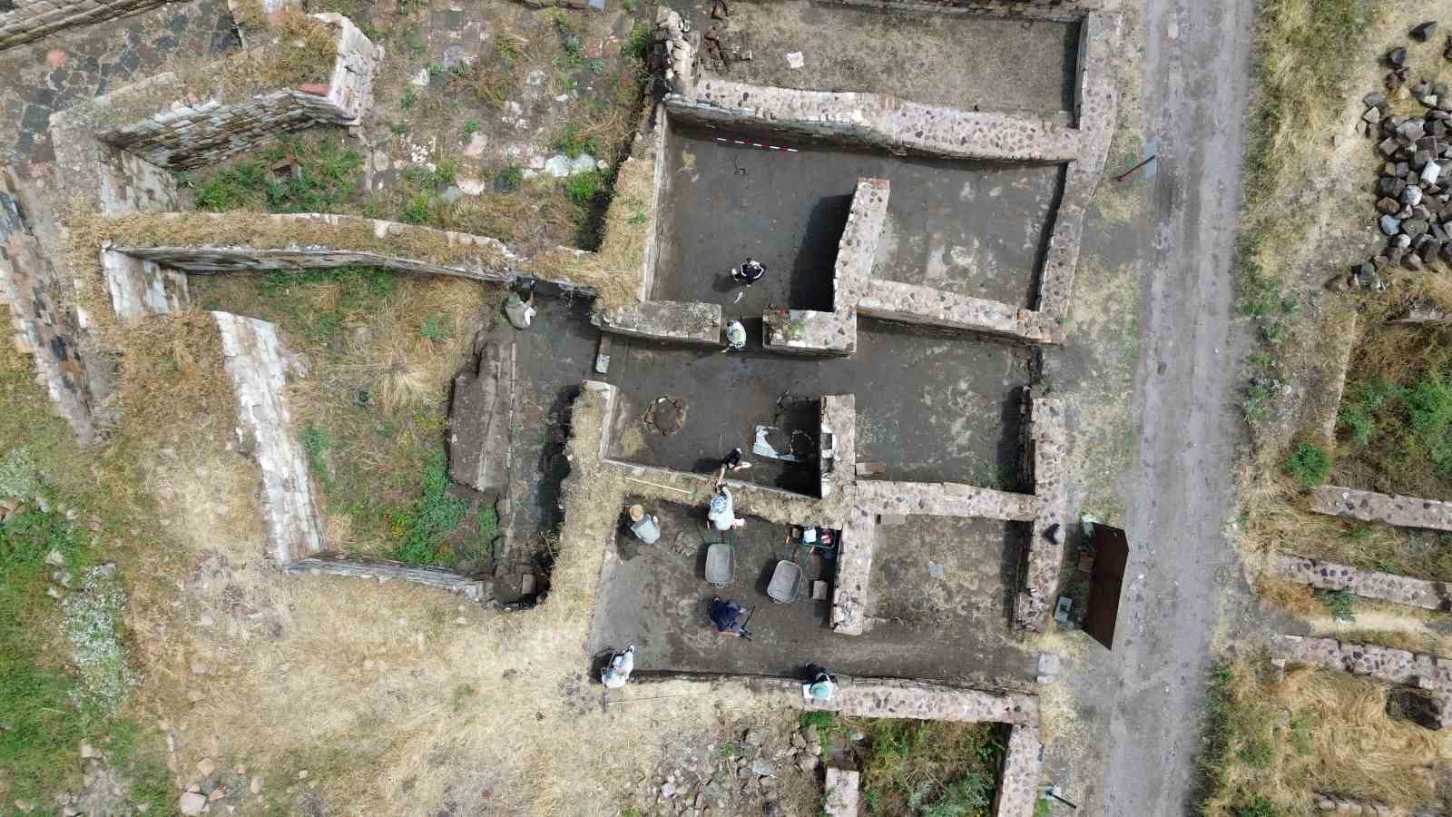 UNESCO Mirası Ani’de tarih yeniden gün yüzüne çıkıyor: 2026 kazıları 5 noktada aralıksız sürüyor