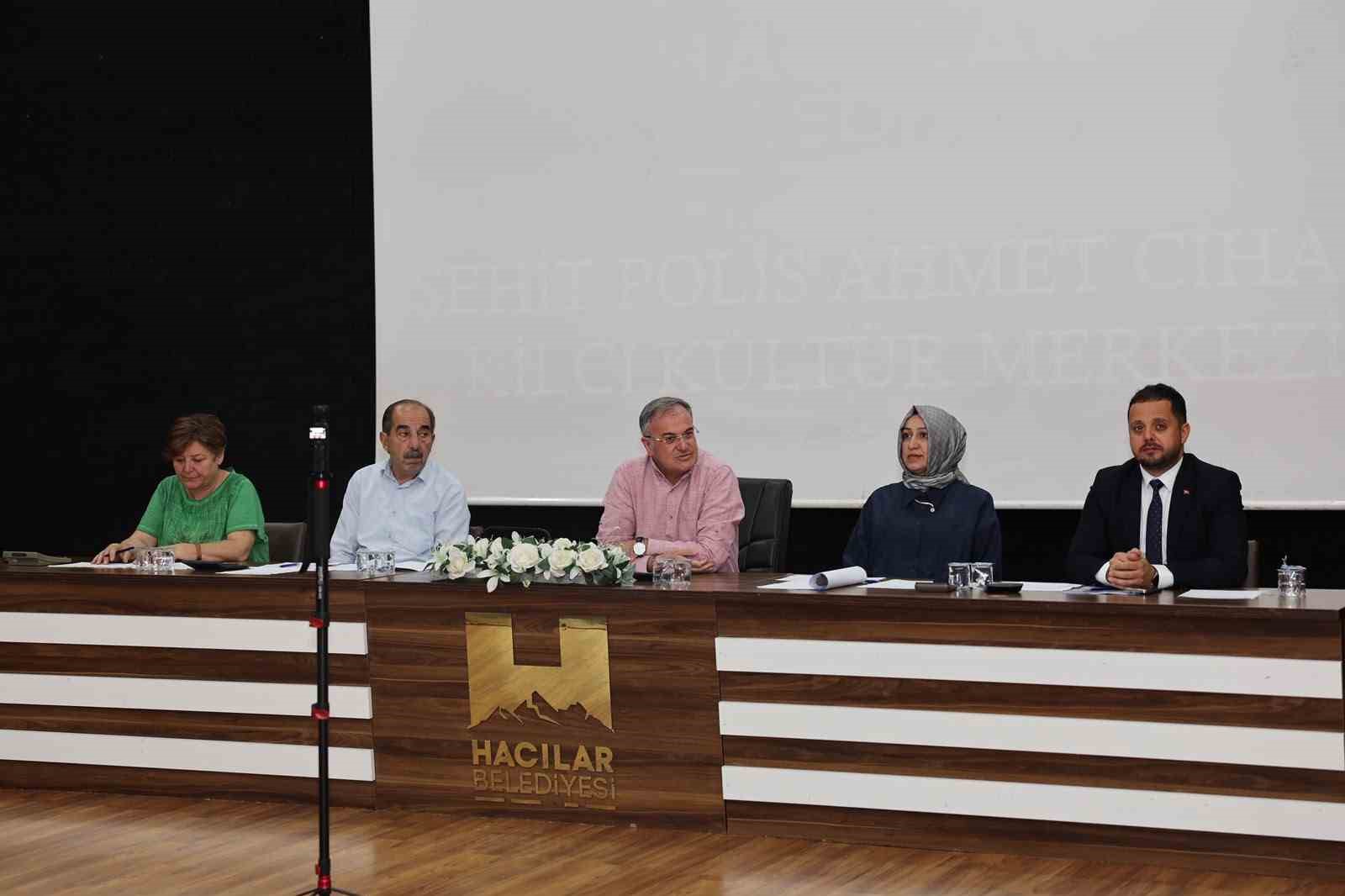 Hacılar’da iş merkezi ihalesinden 12,45 milyon TL gelir
