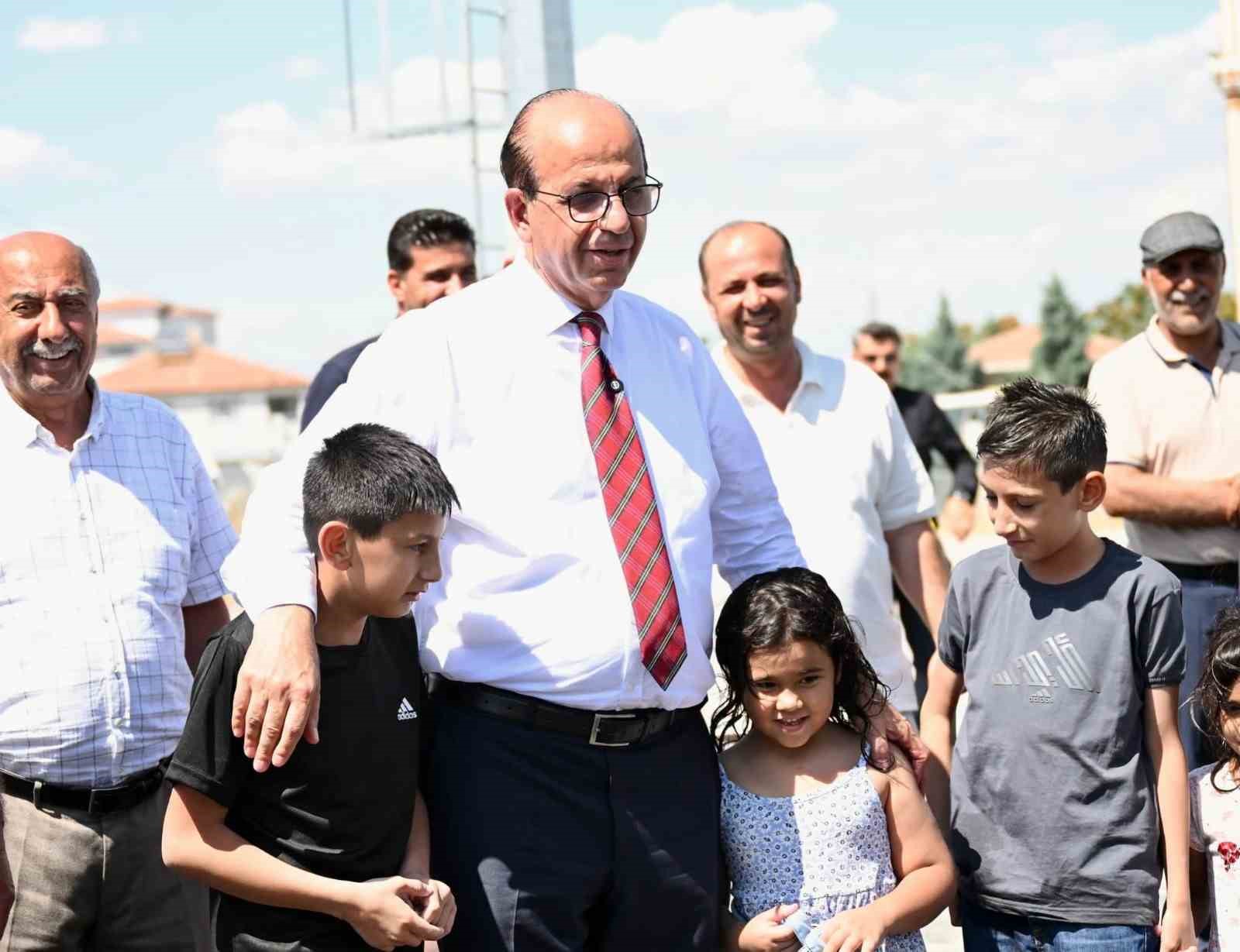 Başkan Geçit, Kuyulu Mahallesi’ndeki yatırımları yerinde inceledi