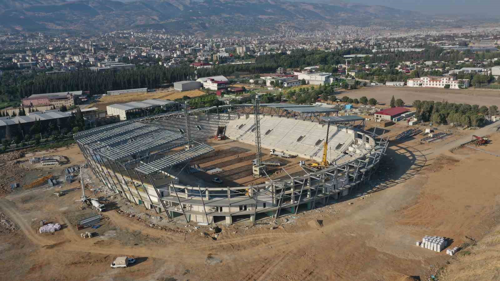 Kahramanmaraş Stadyumu’nun yüzde 50’si tamamlandı