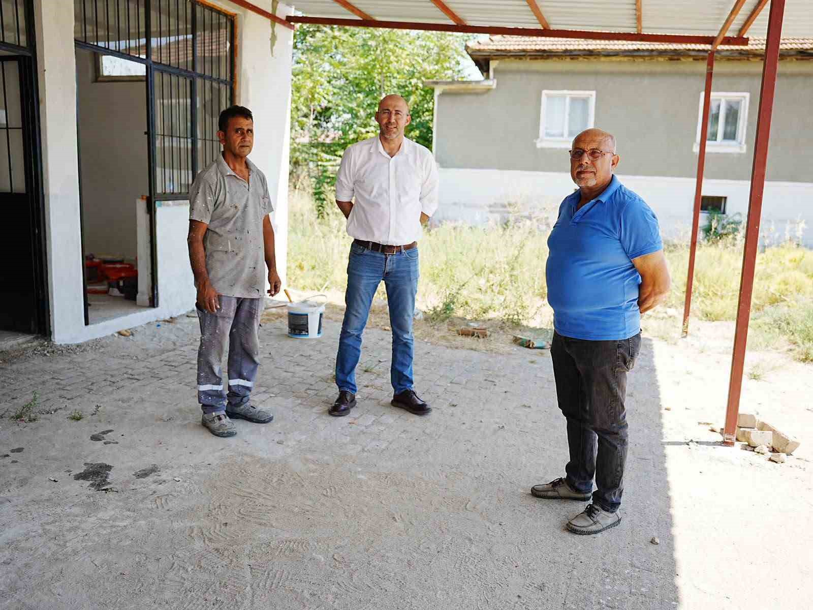 Germencik’te düğün salonu modern görünüme kavuşuyor