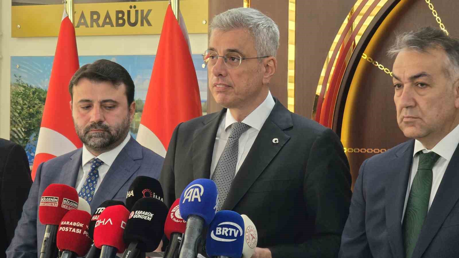 Bakan Memişoğlu: "Türkiye sağlıkta dünyanın örnek gösterdiği ülkelerden biri"